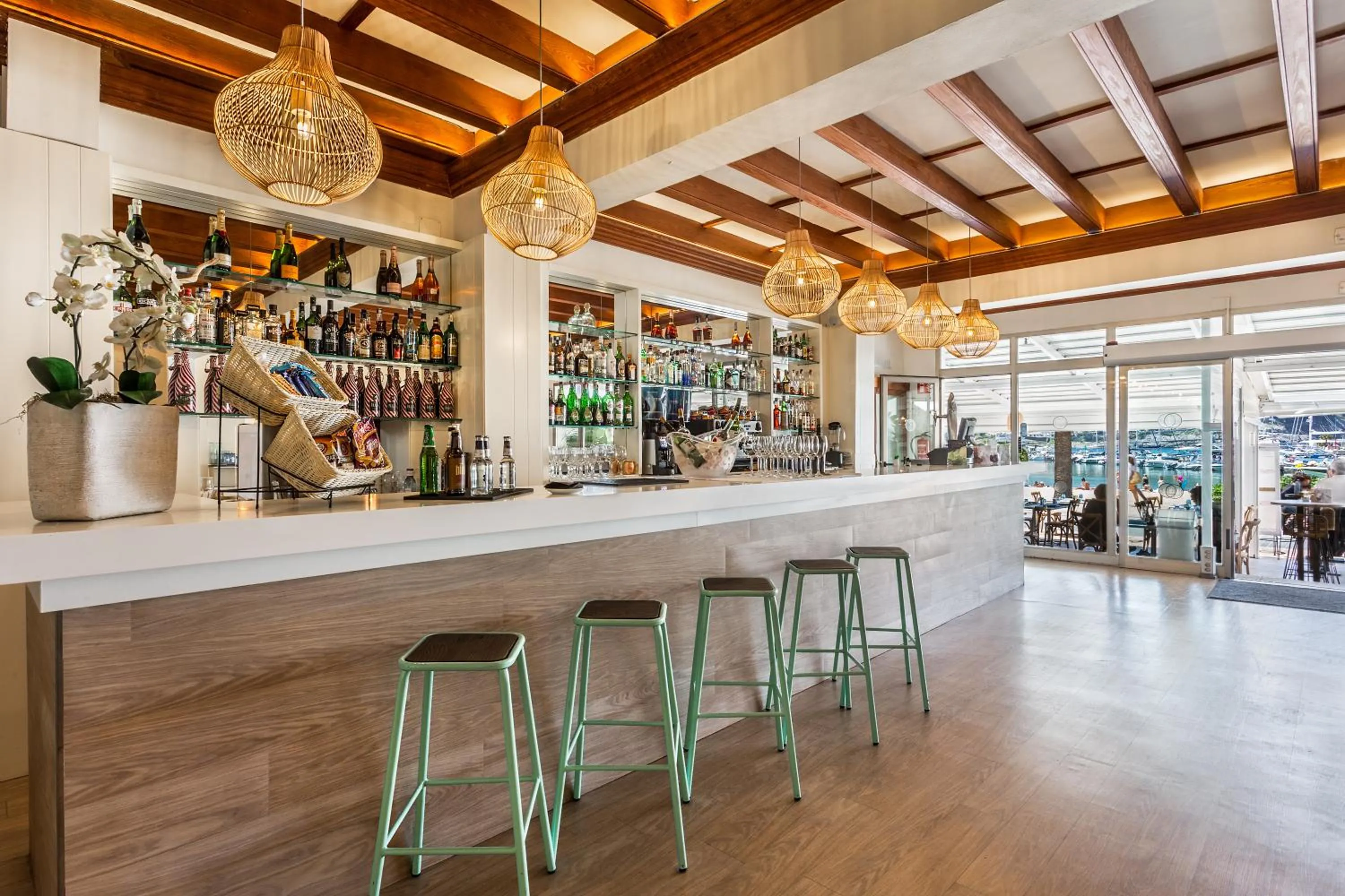 Lounge or bar in FERGUS Style Soller Beach