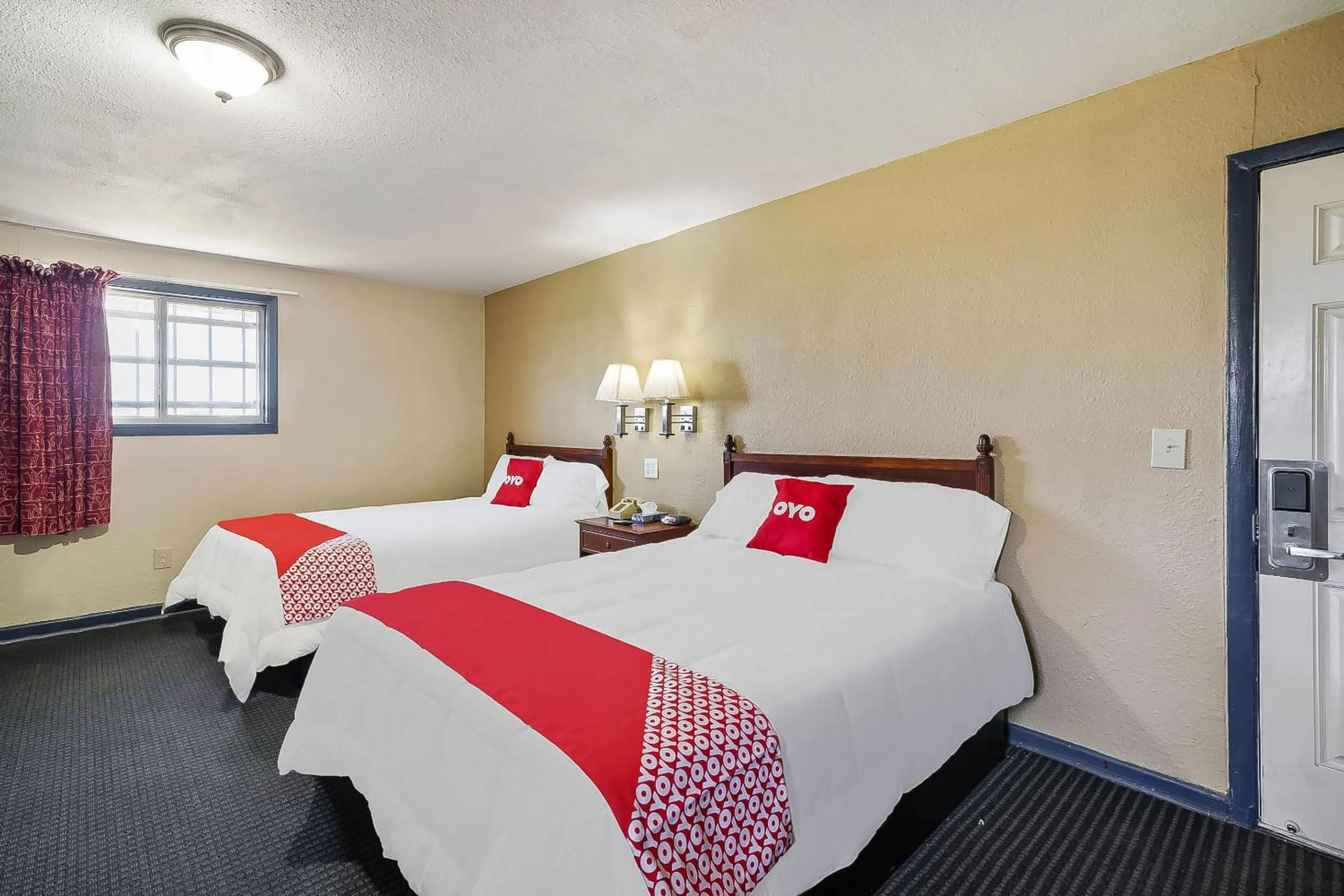 Bedroom, Bed in OYO Hotel Luling TX Downtown I-10/US-90