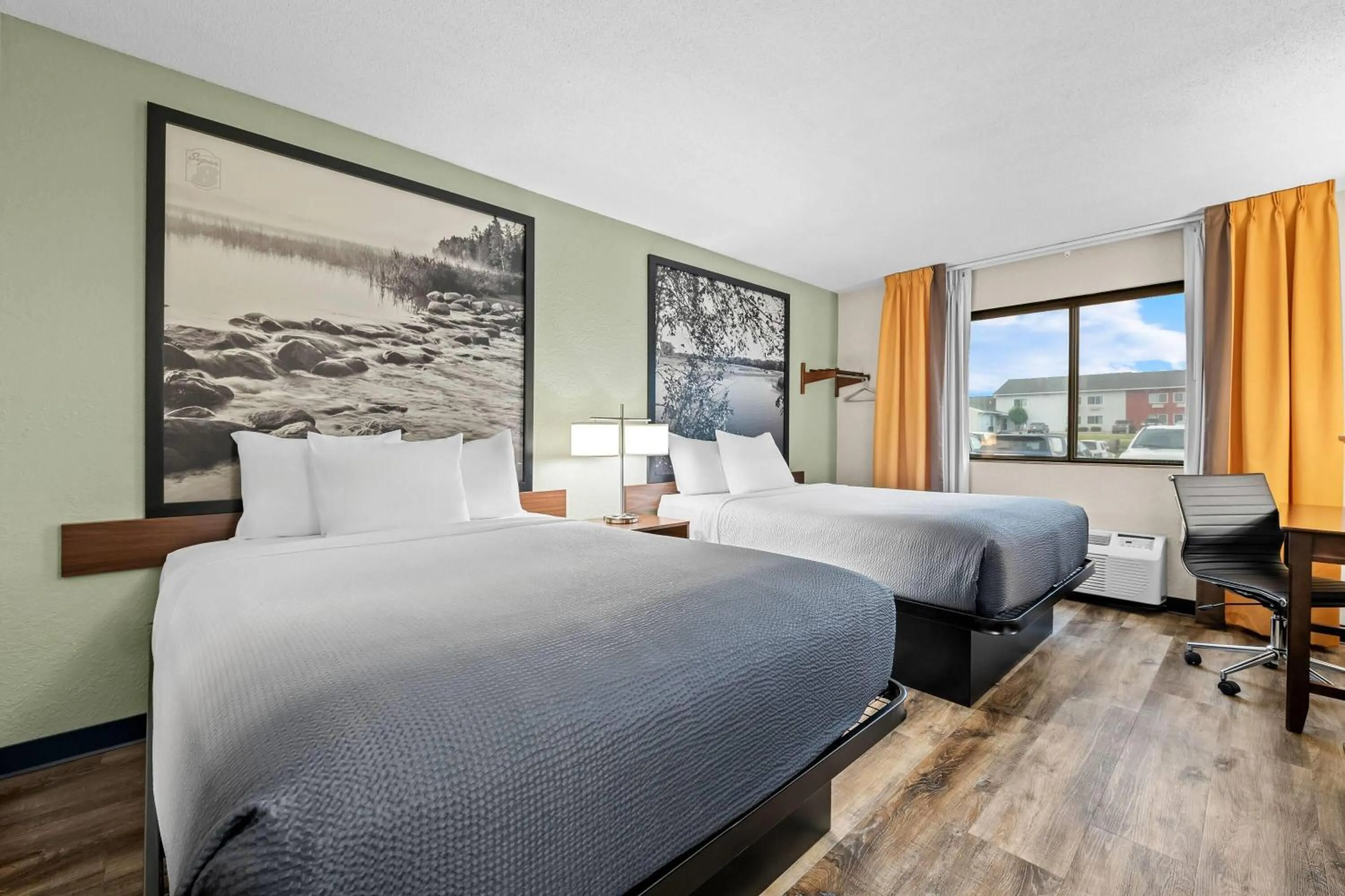 Bed in Super 8 by Wyndham Alexandria MN