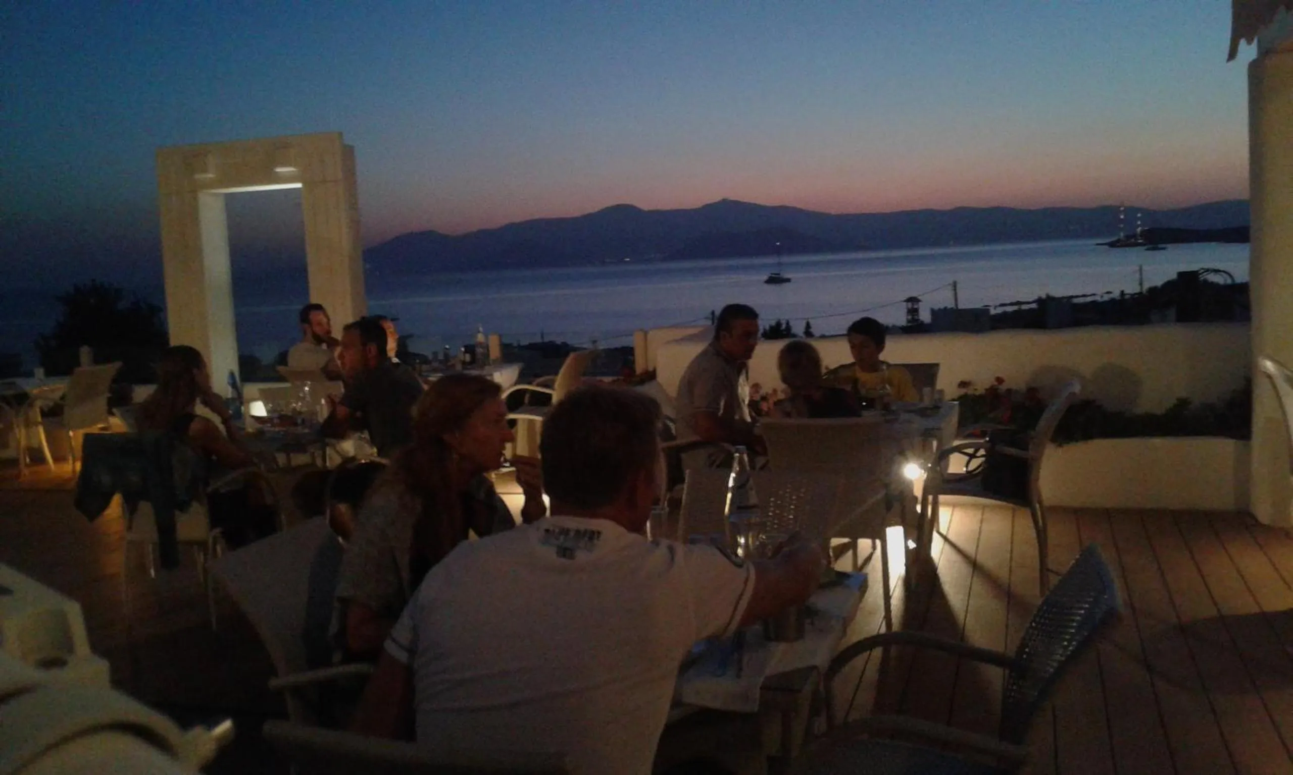 Restaurant/places to eat in Naxos Island Hotel