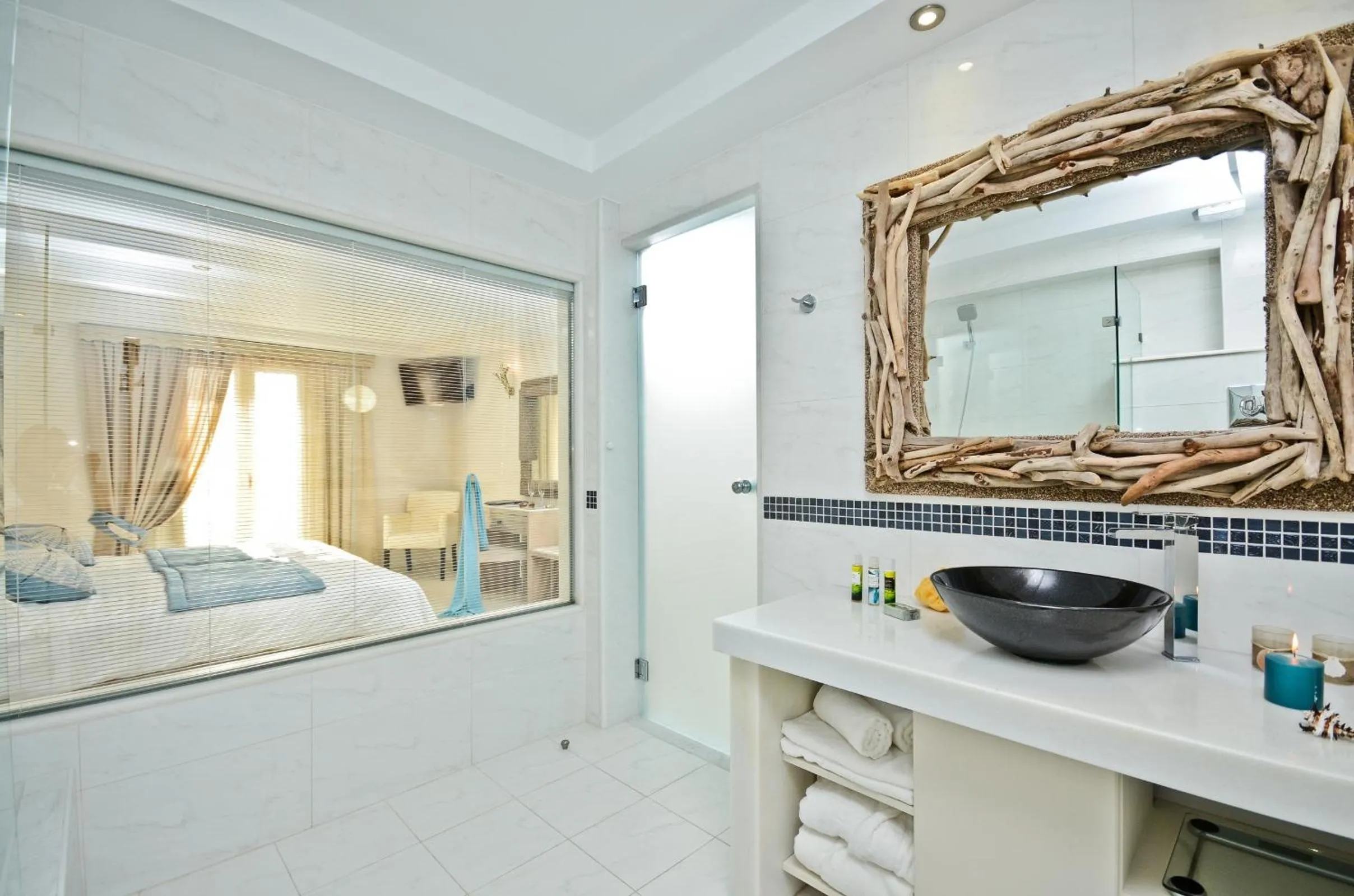 Bathroom, Bed in Naxos Island Hotel