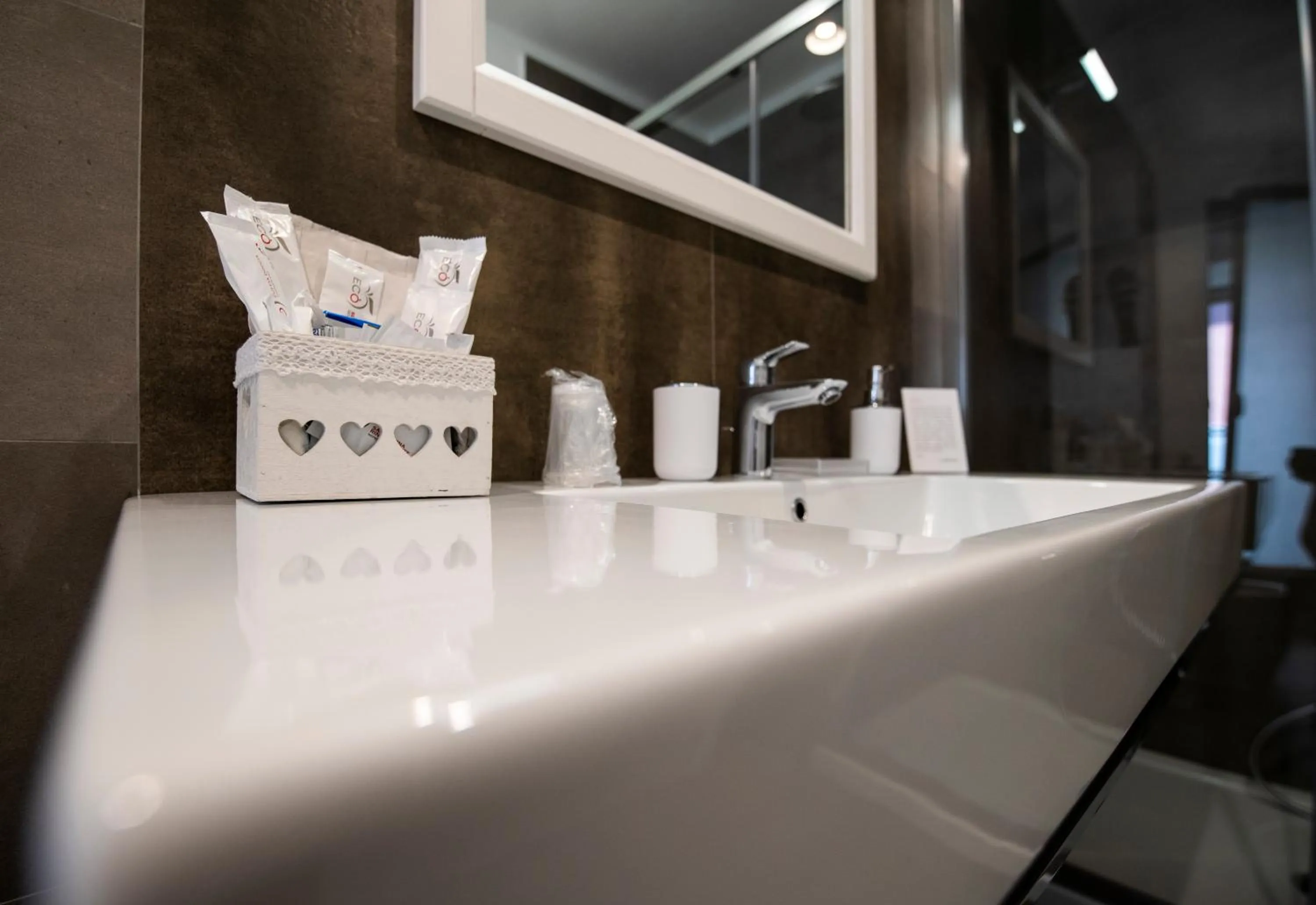 Bathroom in Mercatello Bed and Breakfast