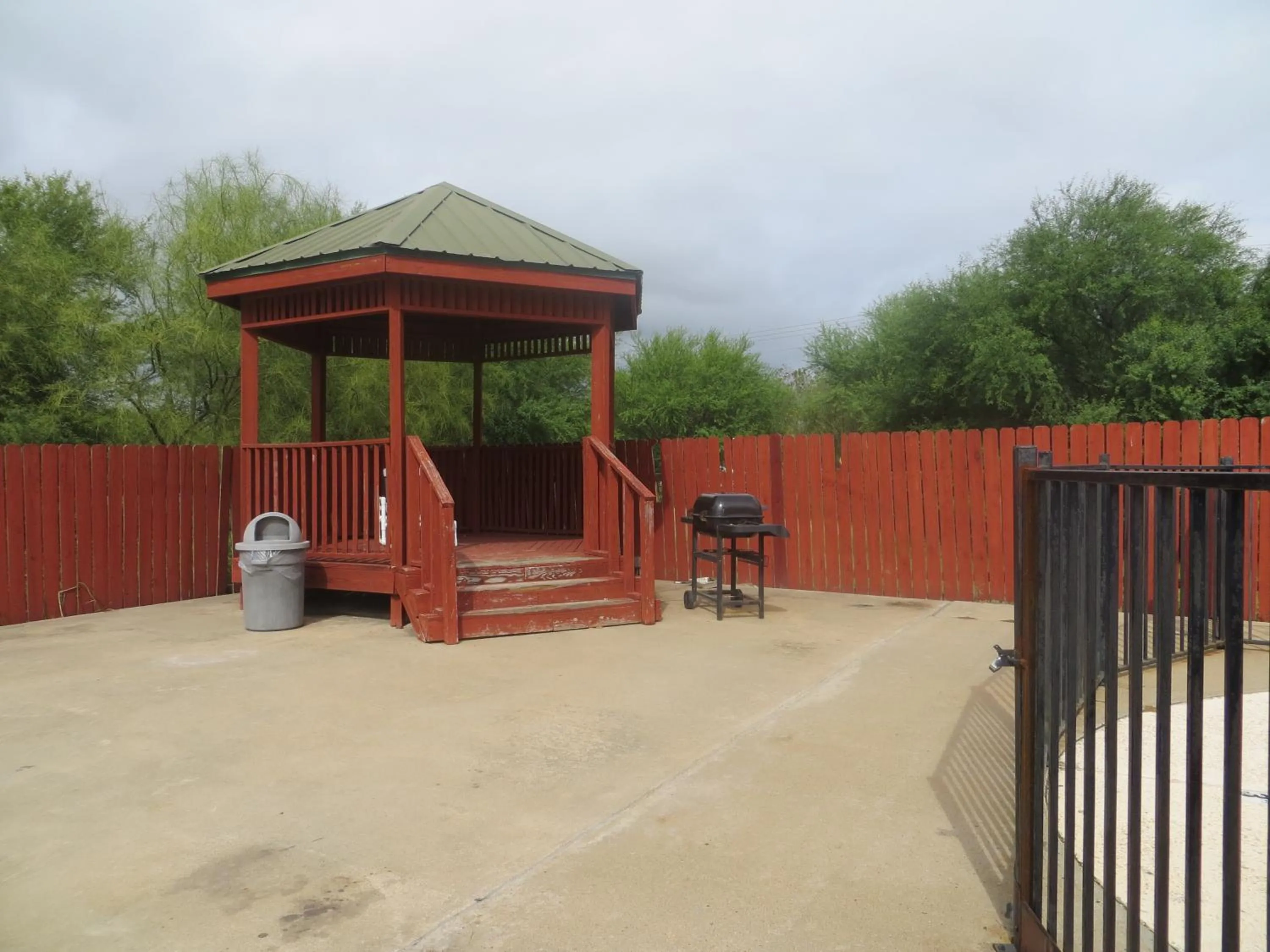 Day in La Grange Executive Inn and Suites