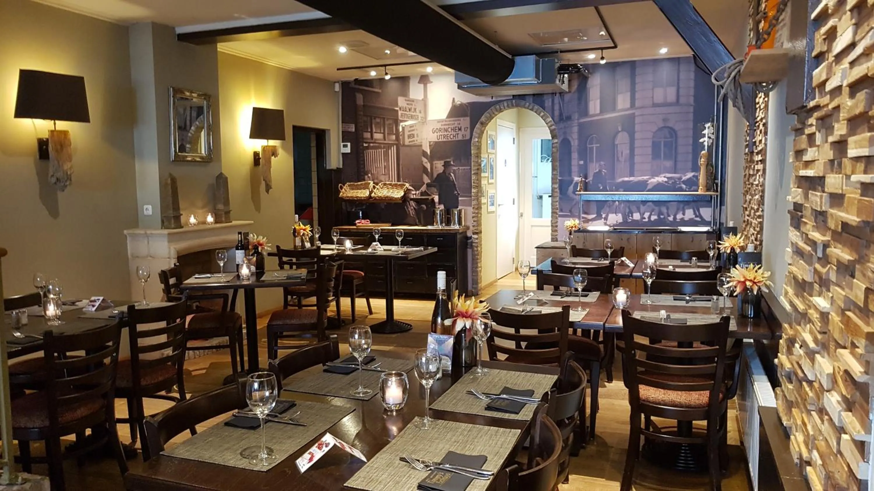 Restaurant/places to eat in Hotel Heere