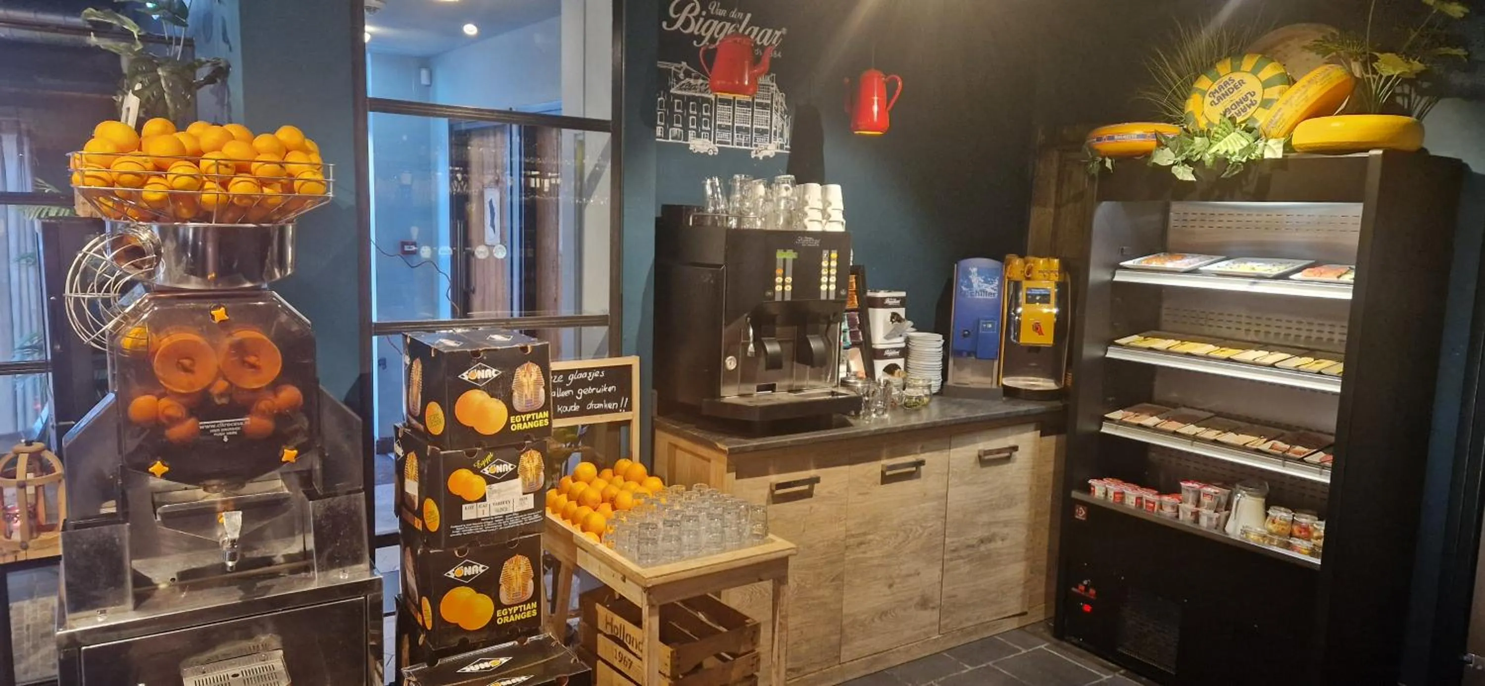 Breakfast in Hotel Heere