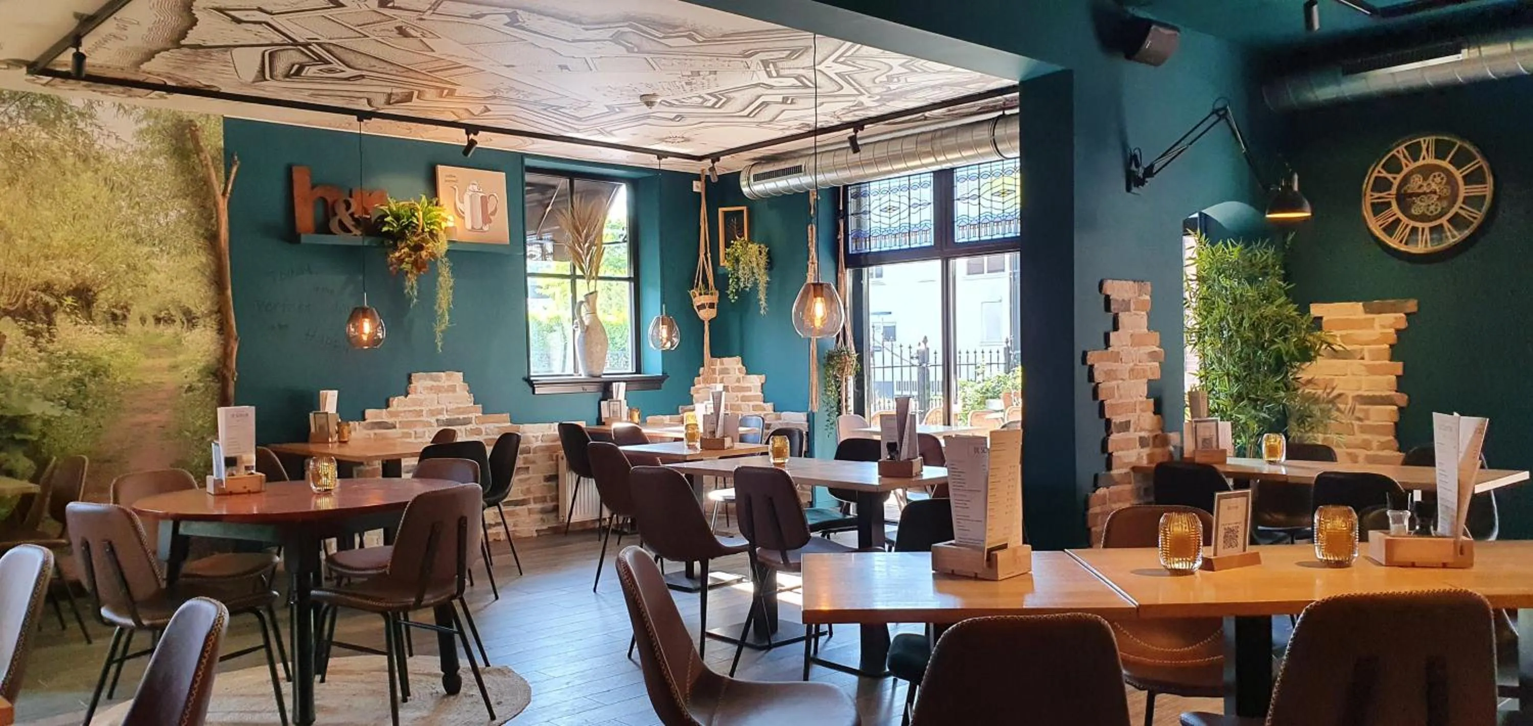 Restaurant/places to eat in Hotel Heere