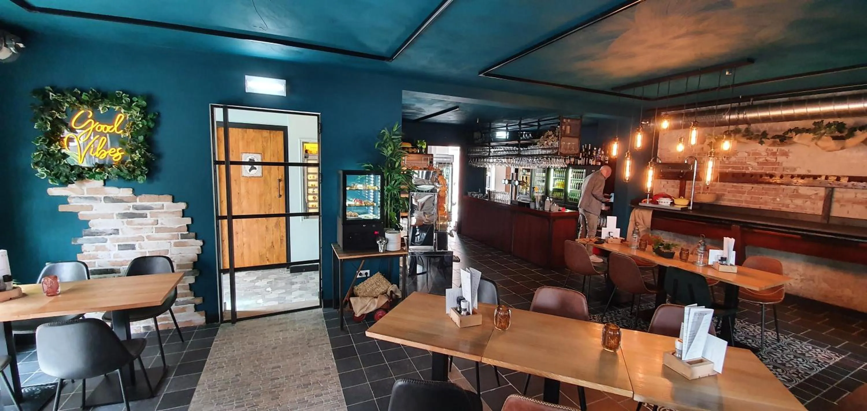 Restaurant/places to eat in Hotel Heere