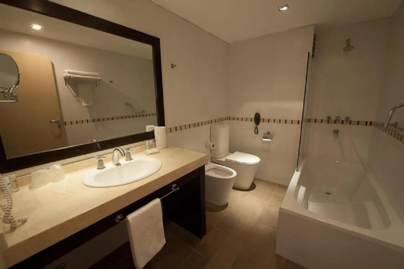 Bathroom in Ariston Hotel