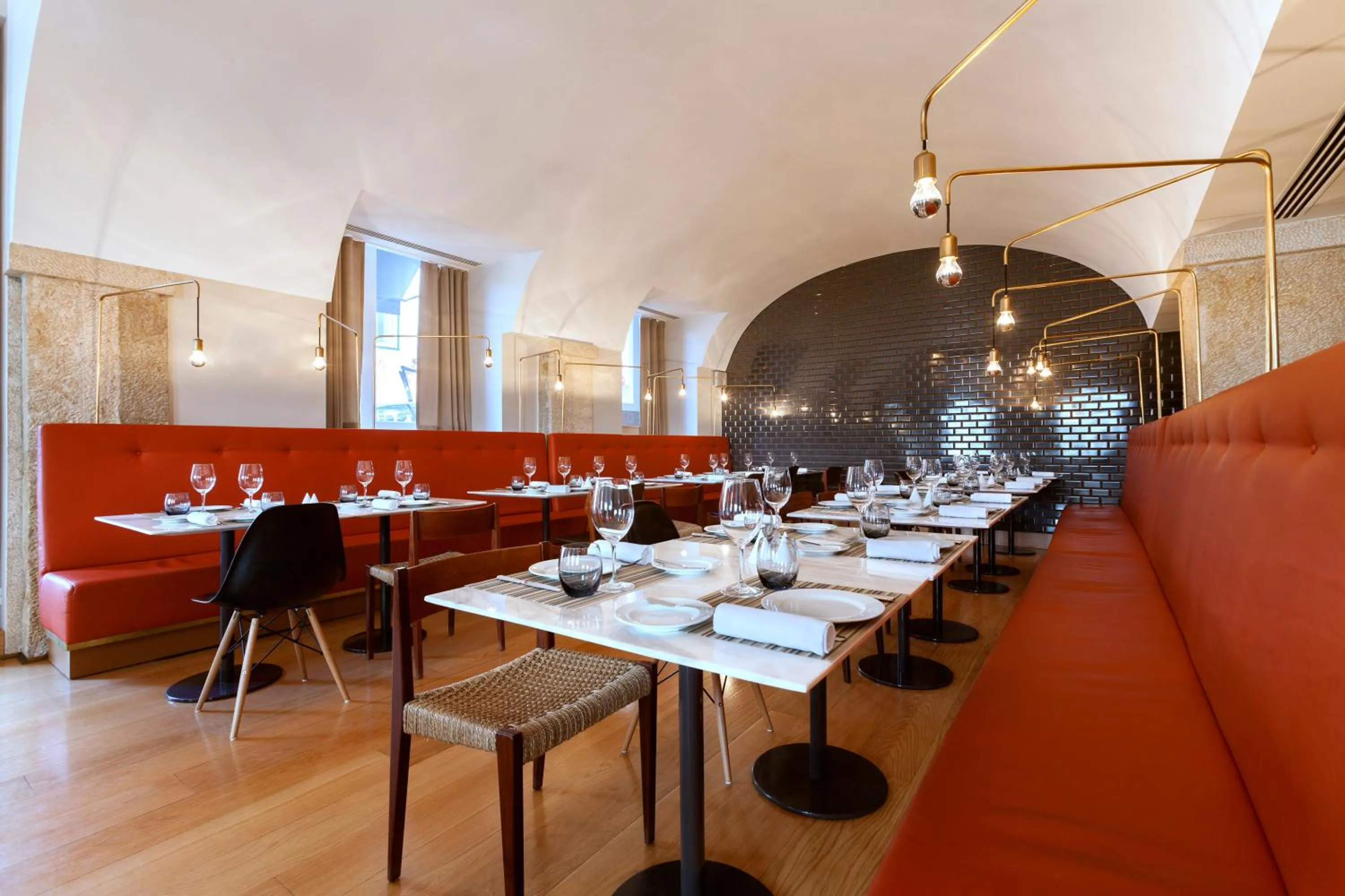Restaurant/places to eat in Lisboa Carmo Hotel