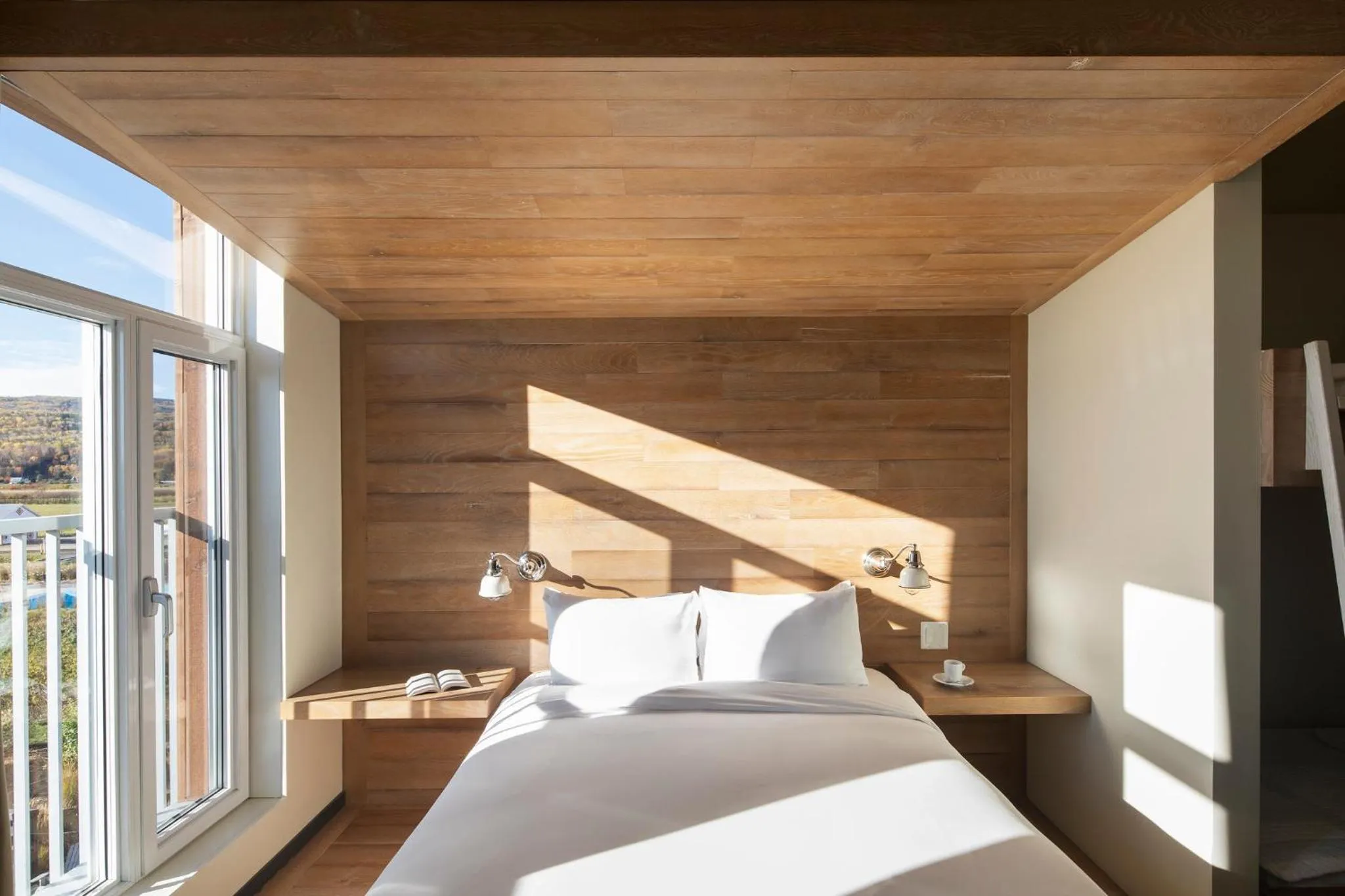 Bed in Hôtel & Spa Le Germain Charlevoix