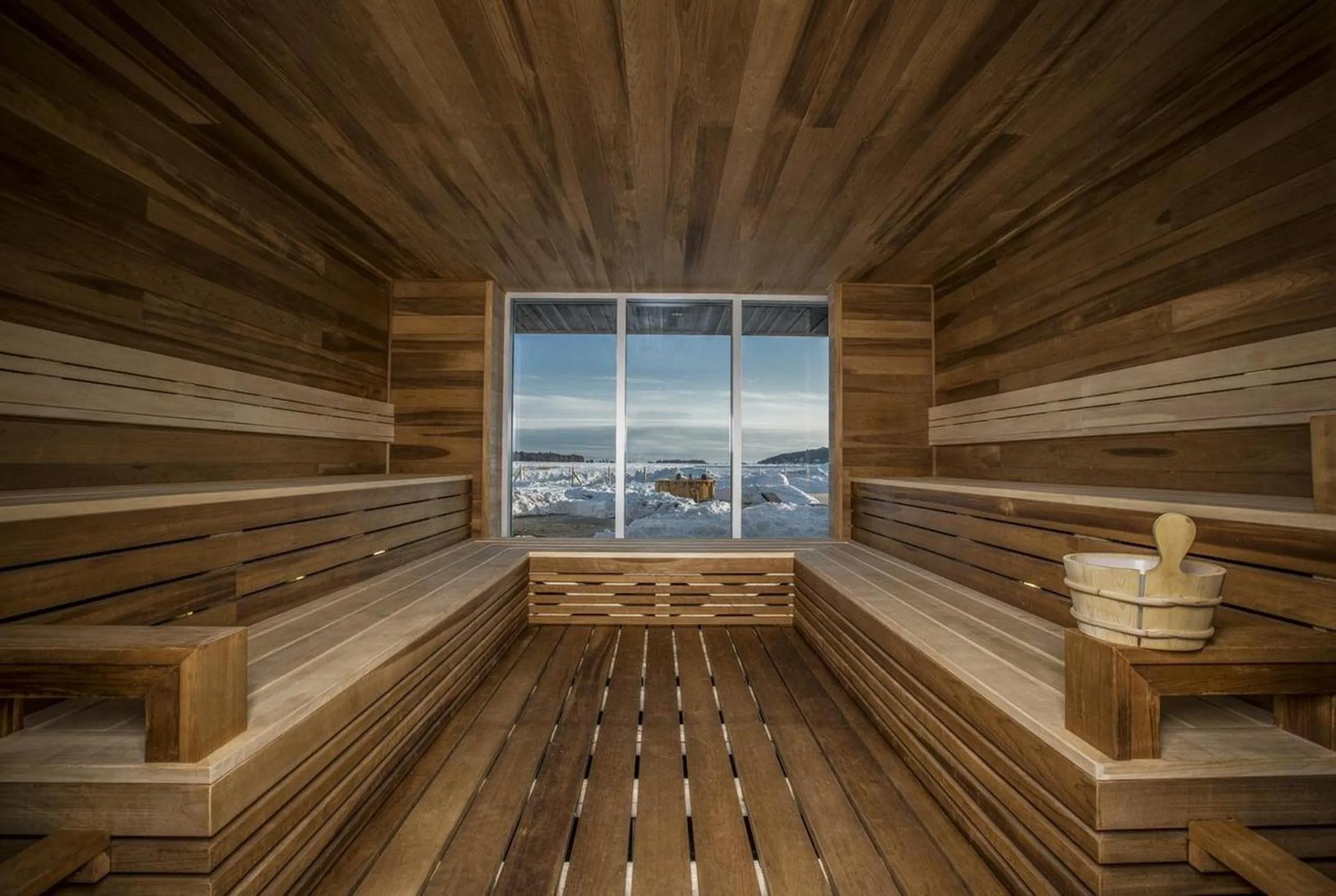 Steam room in Hôtel & Spa Le Germain Charlevoix