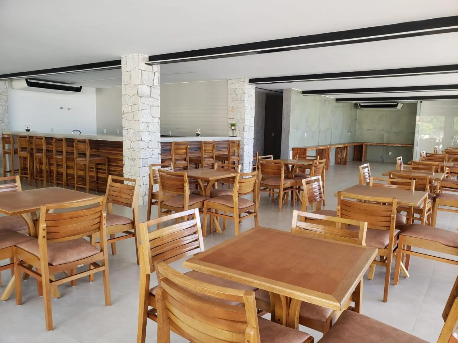 Restaurant/places to eat in Deck de Búzios