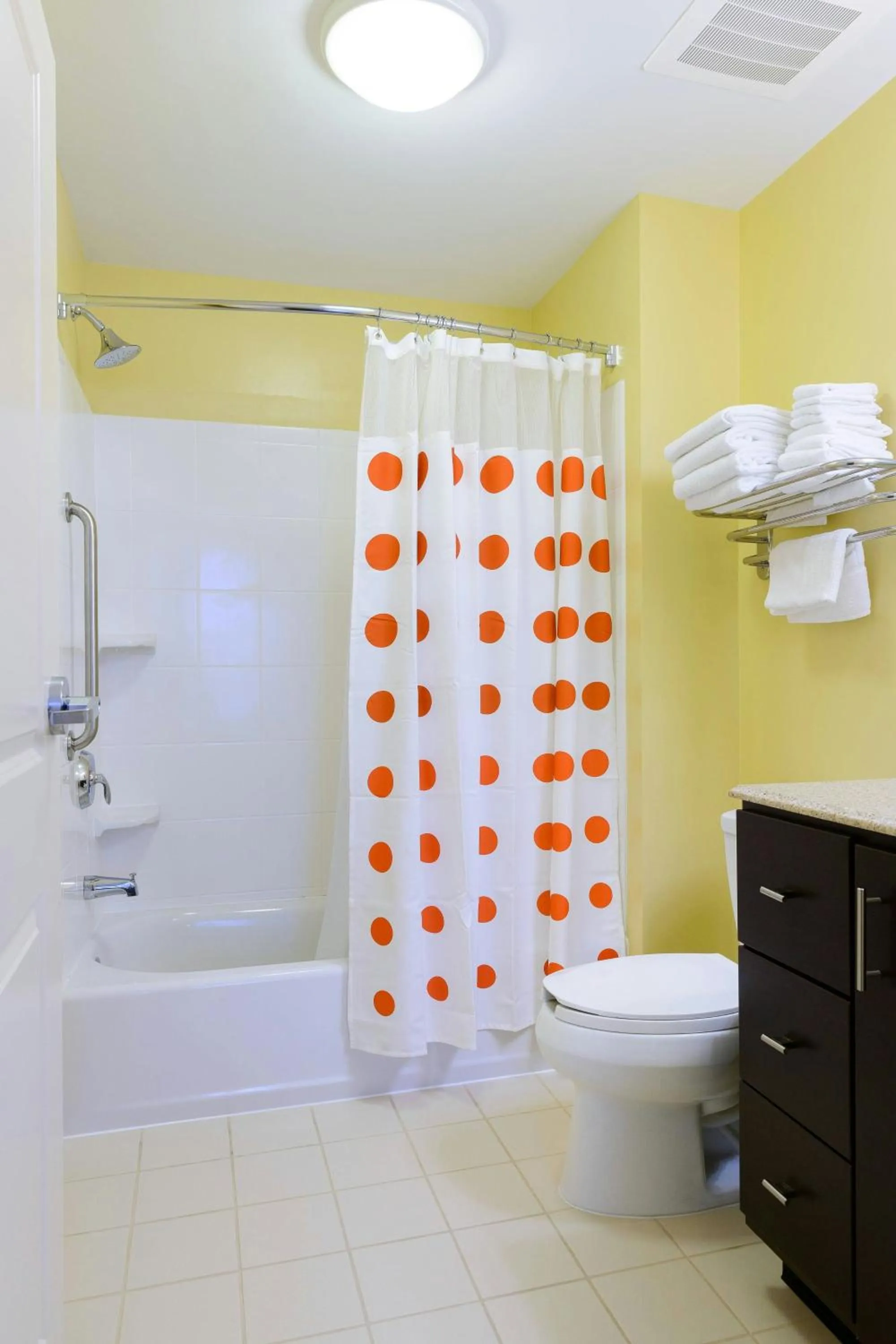 Bathroom in TownePlace Suites by Marriott Frederick