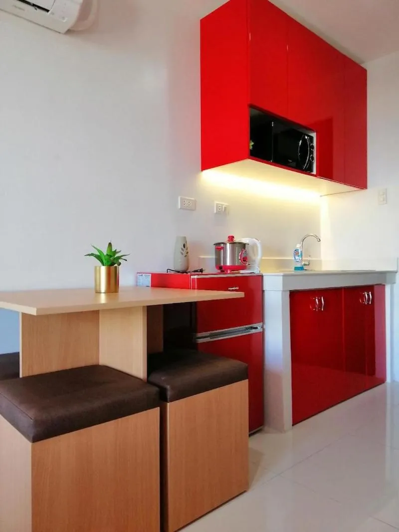 Kitchen or kitchenette in Cityscape Residences 1102
