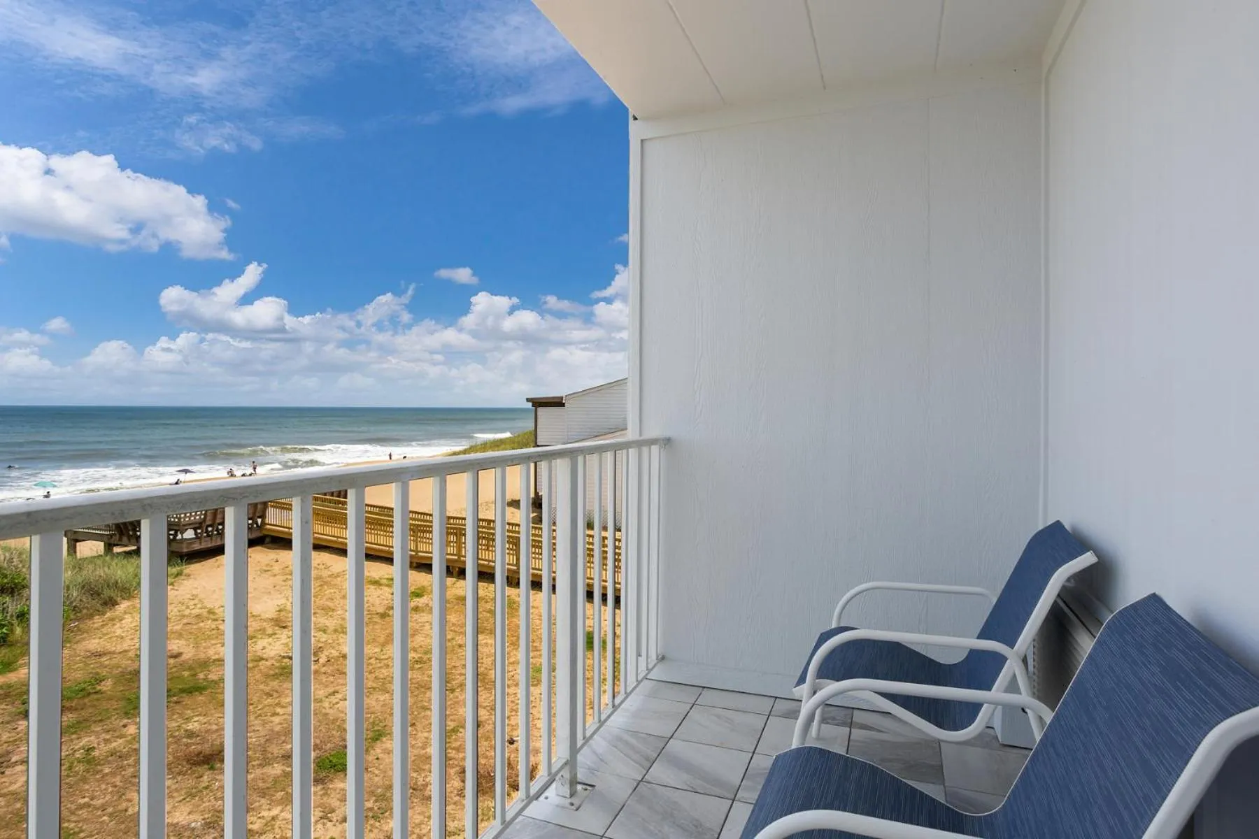 Balcony/Terrace in John Yancey Oceanfront Inn