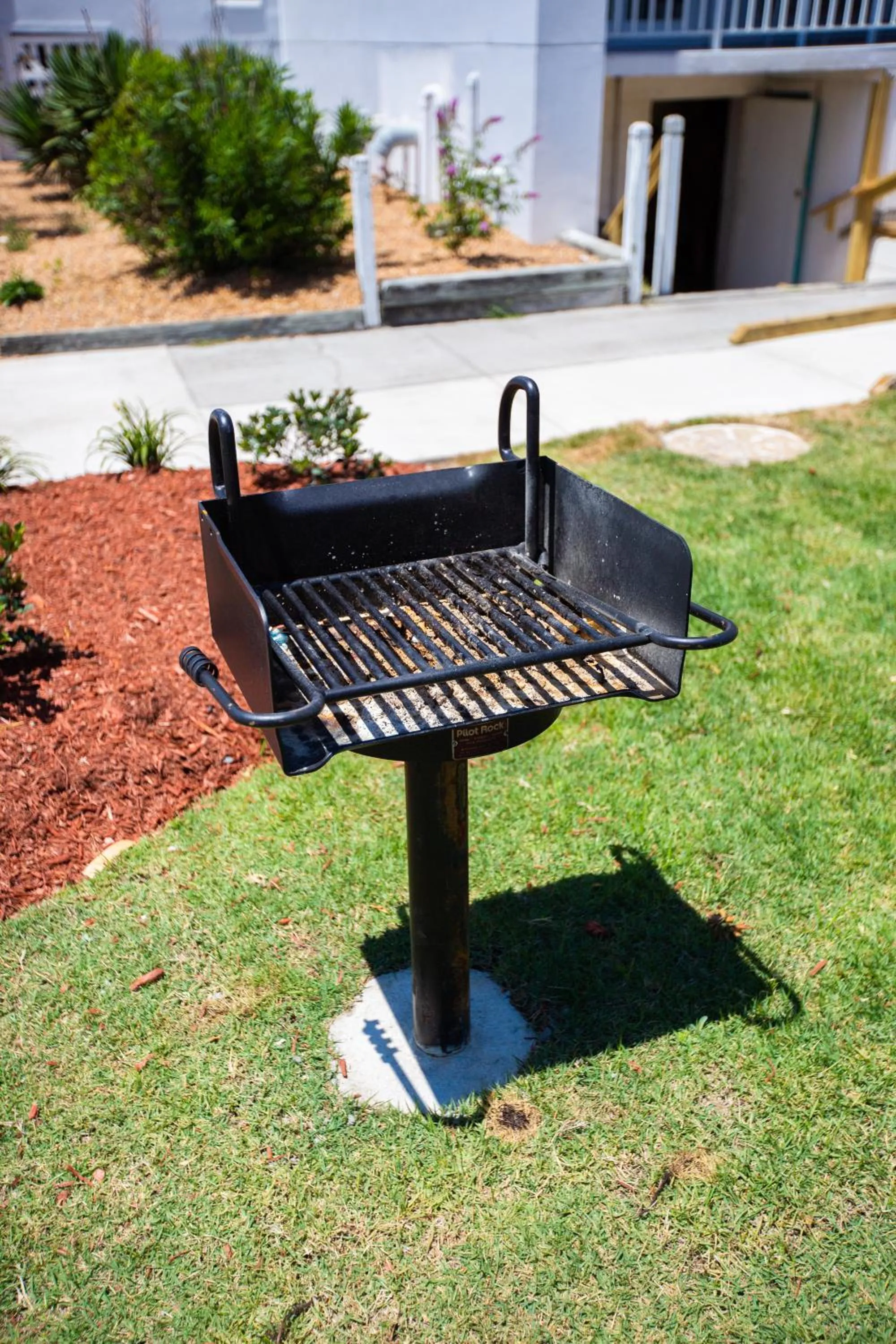 Patio in John Yancey Oceanfront Inn