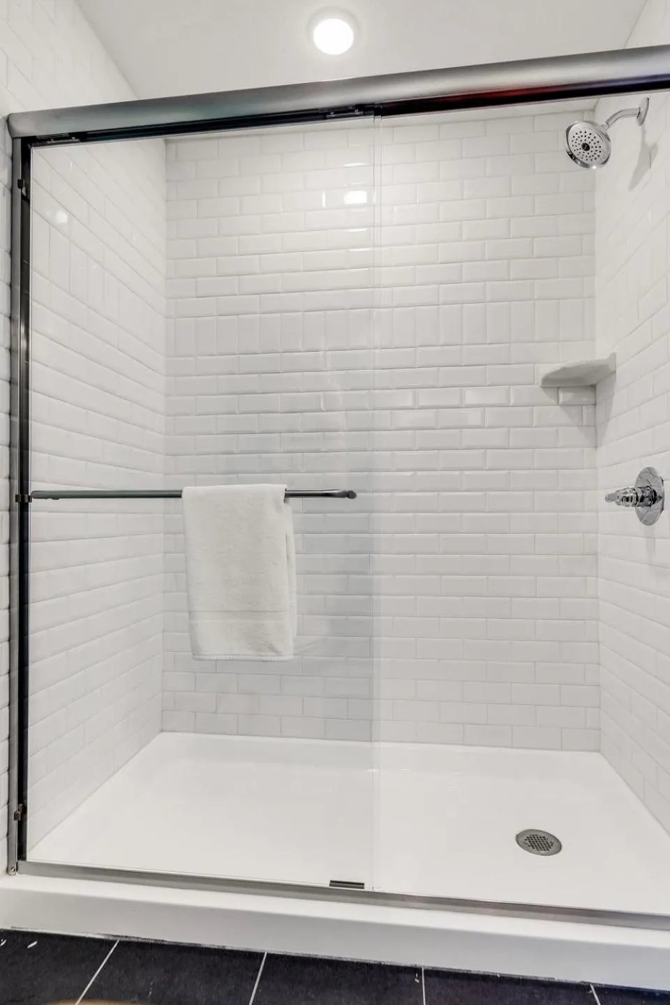 Shower in John Yancey Oceanfront Inn