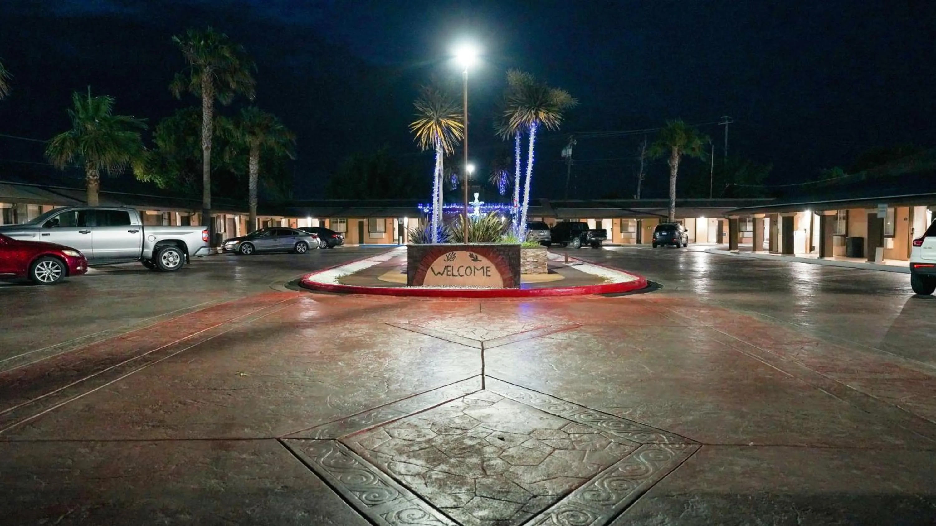 Property building in Americas Best Value Inn, Antioch