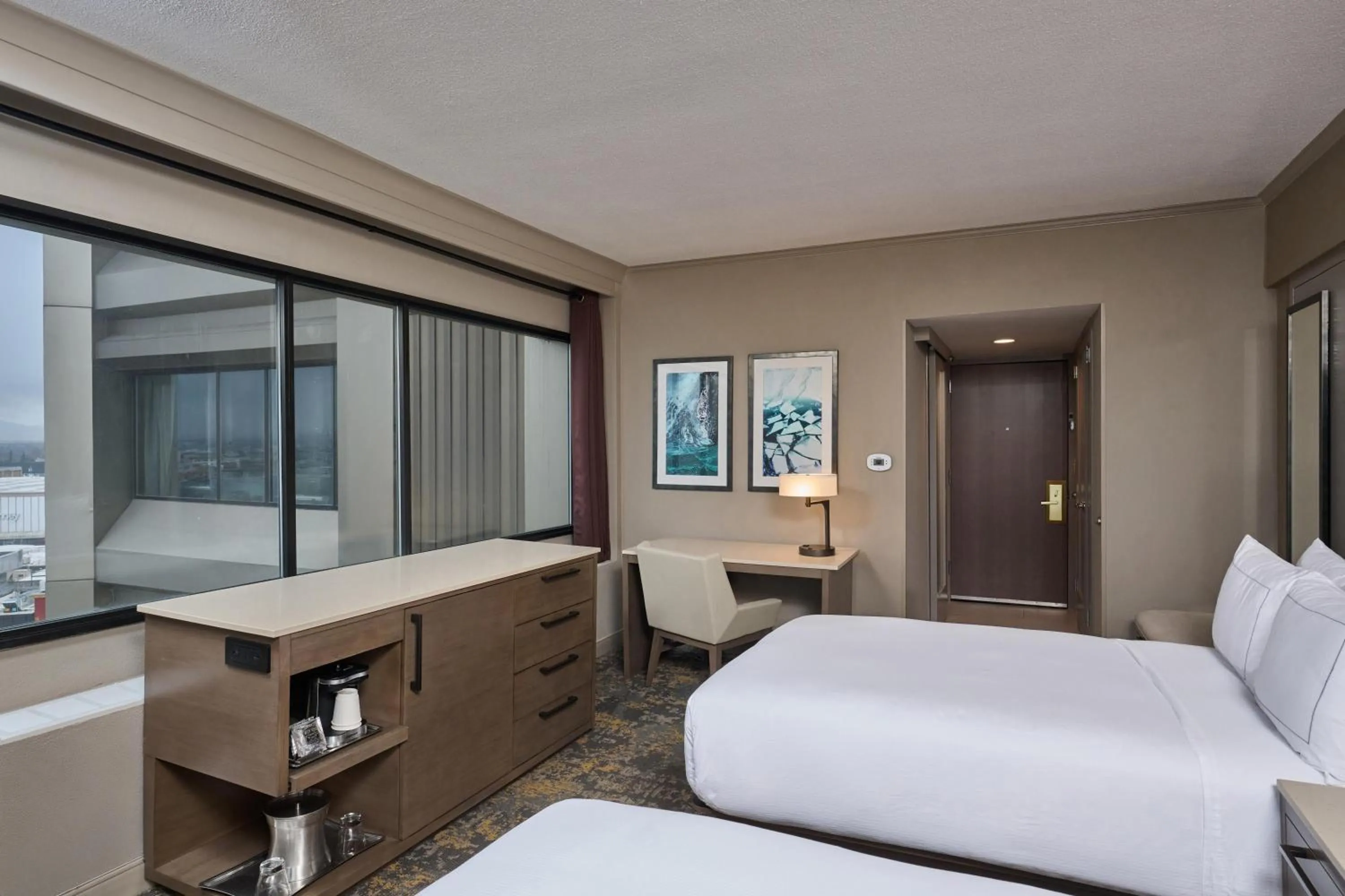 Bed in Hilton Anchorage