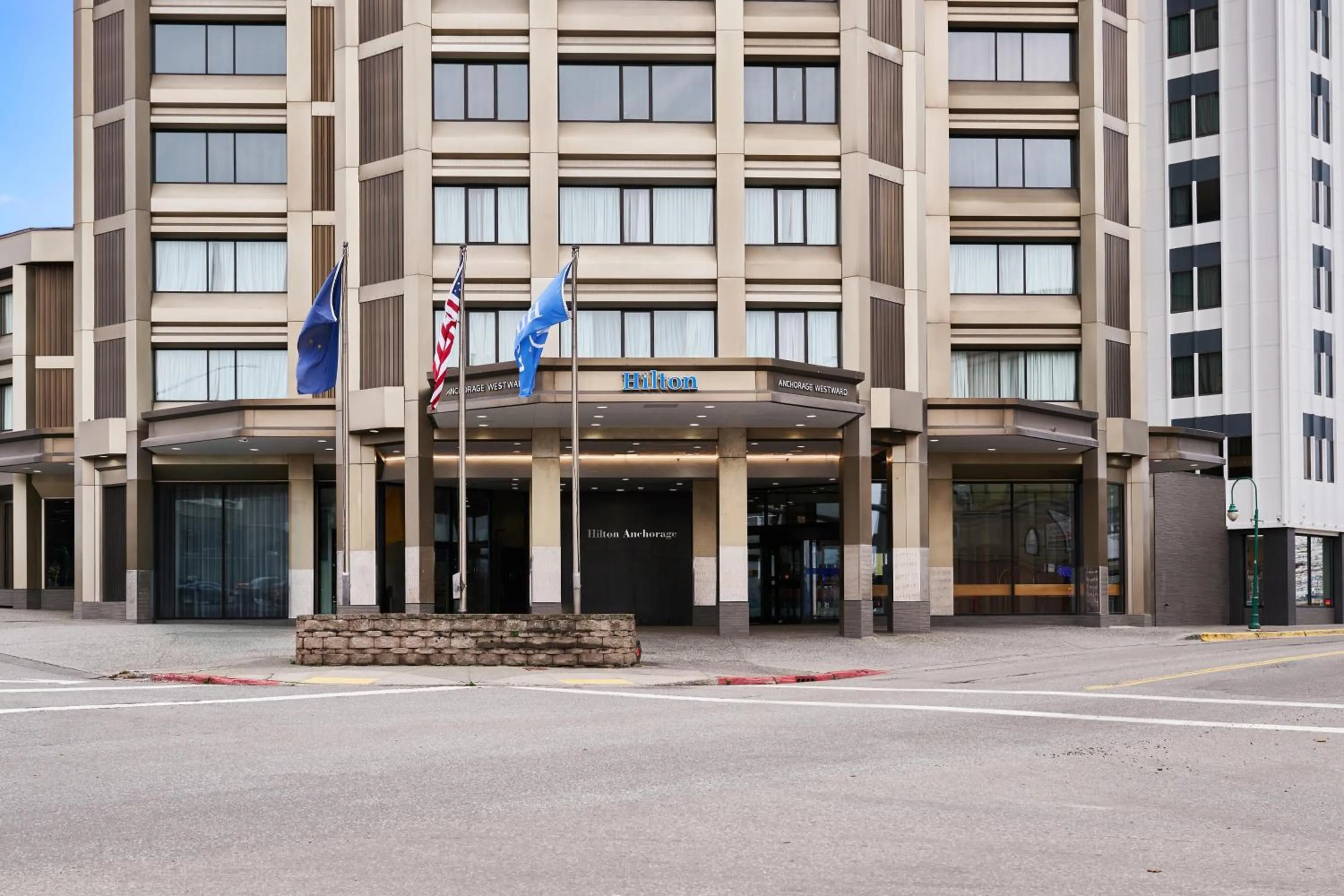 Property building in Hilton Anchorage