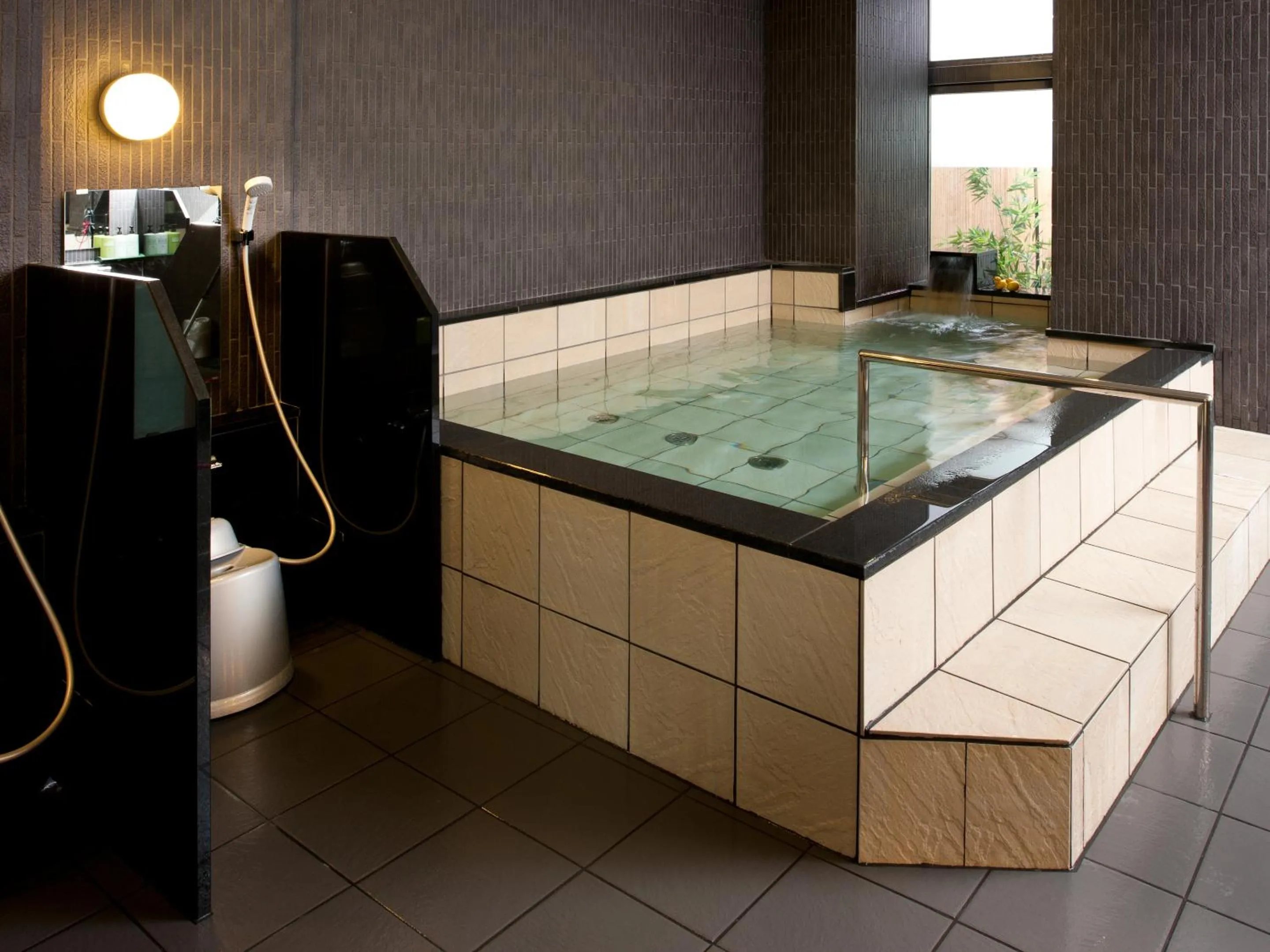 Hot Tub in Niigata Daiichi Hotel