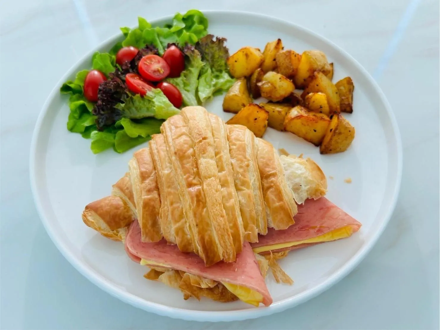 Breakfast in The Kiri Villas Resort