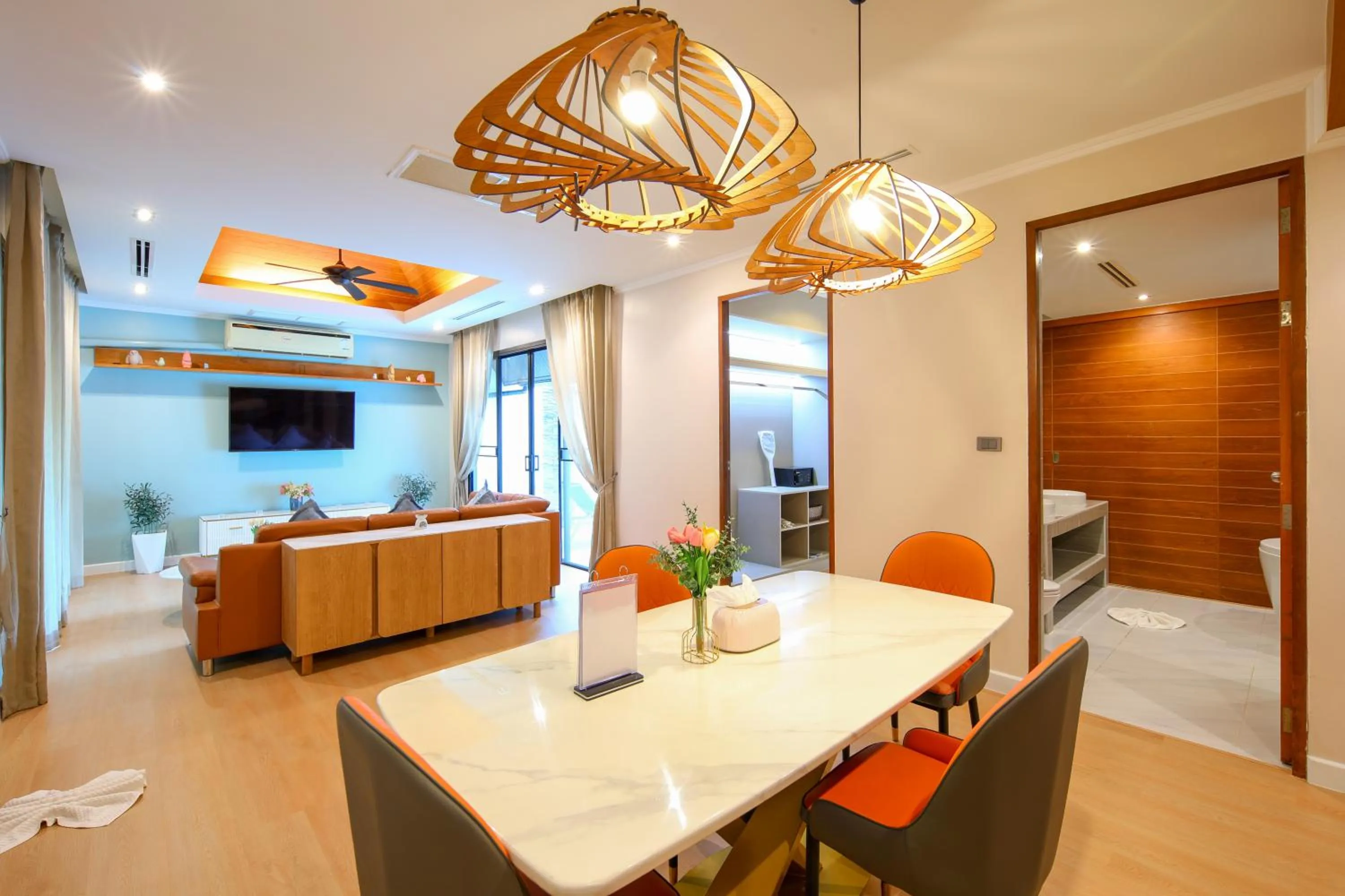 Dining area in The Kiri Villas Resort