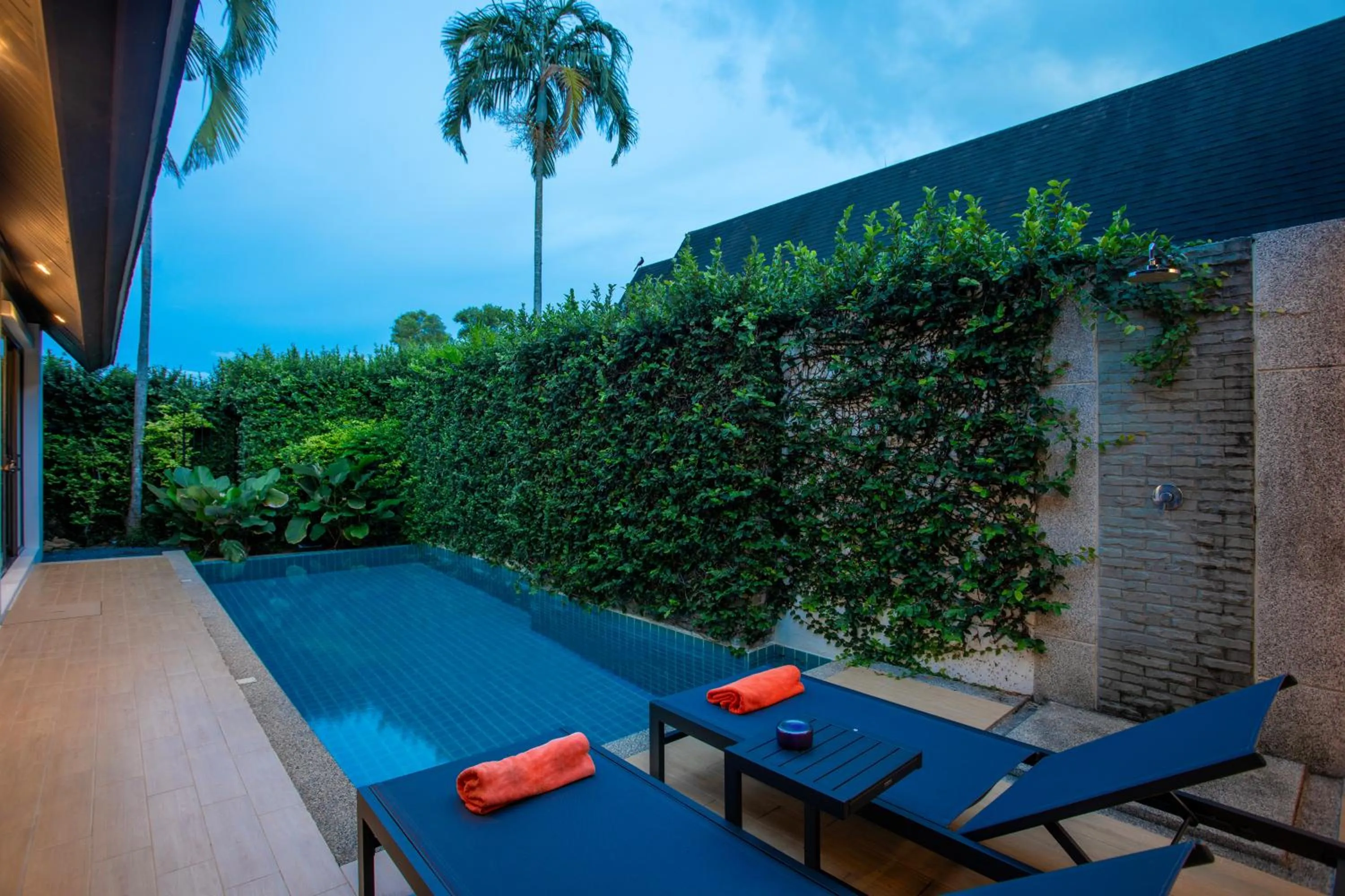 Swimming pool in The Kiri Villas Resort