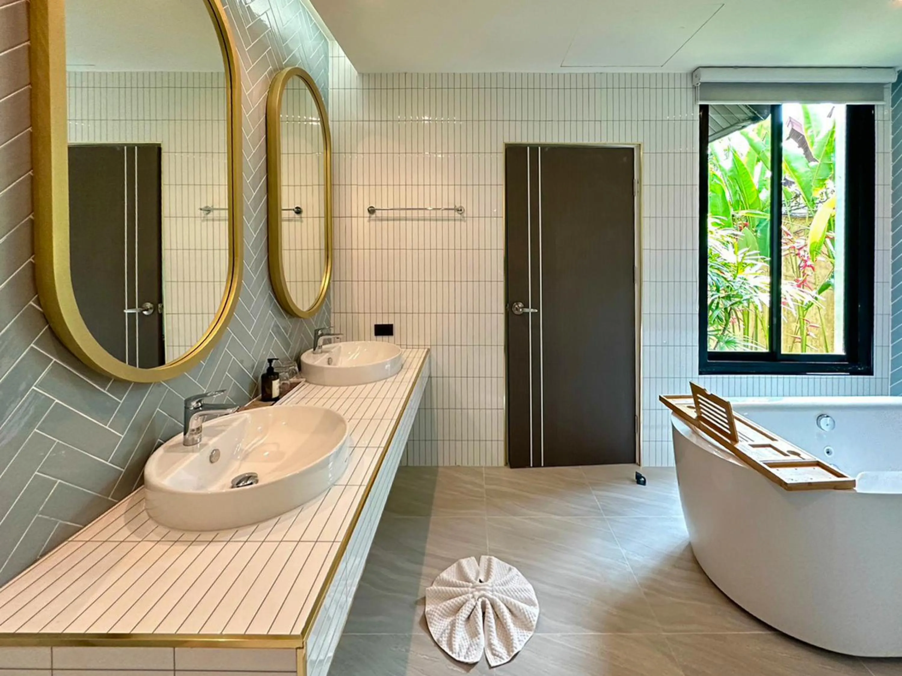 Bathroom in The Kiri Villas Resort