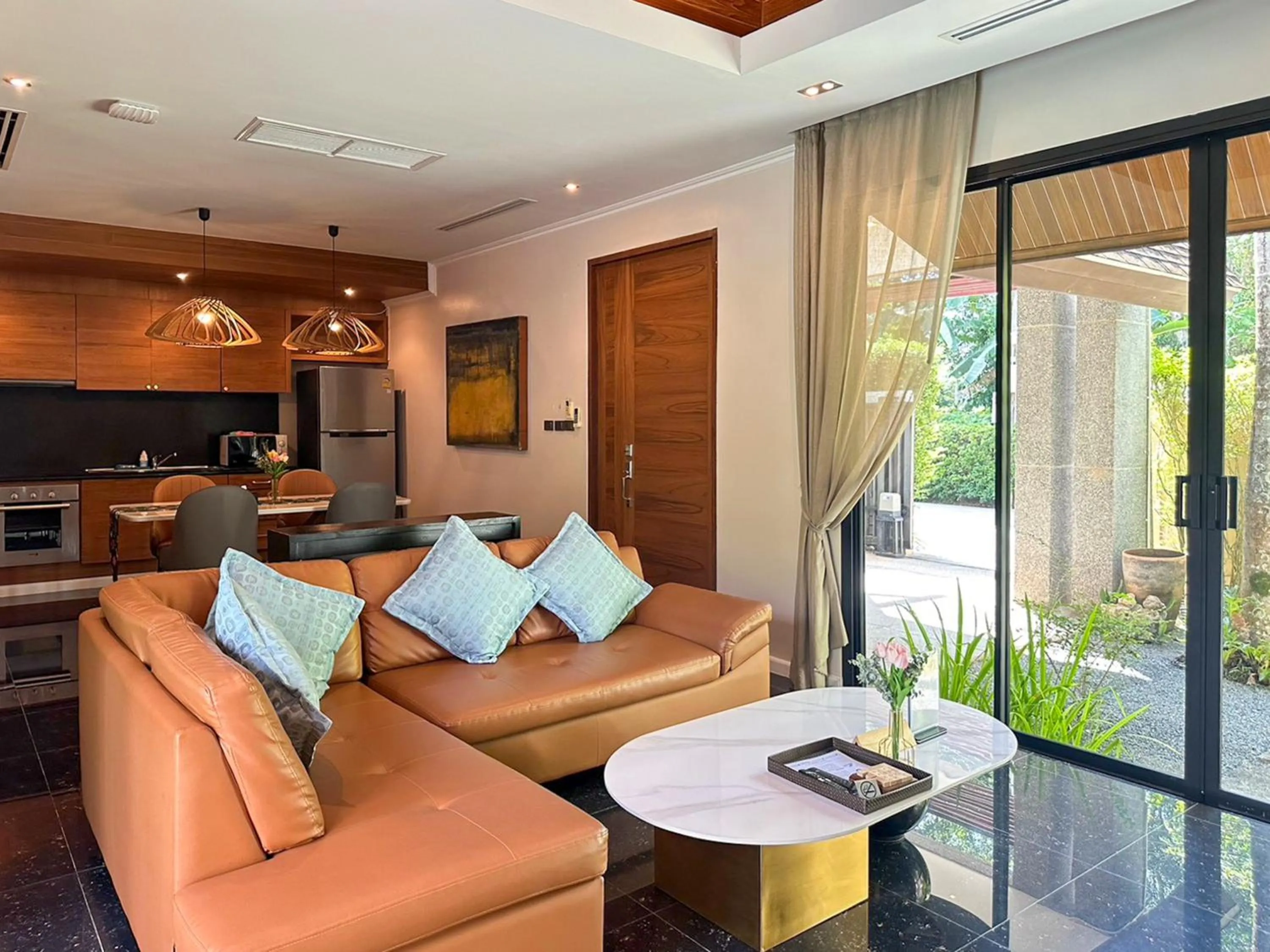 Kitchen or kitchenette in The Kiri Villas Resort