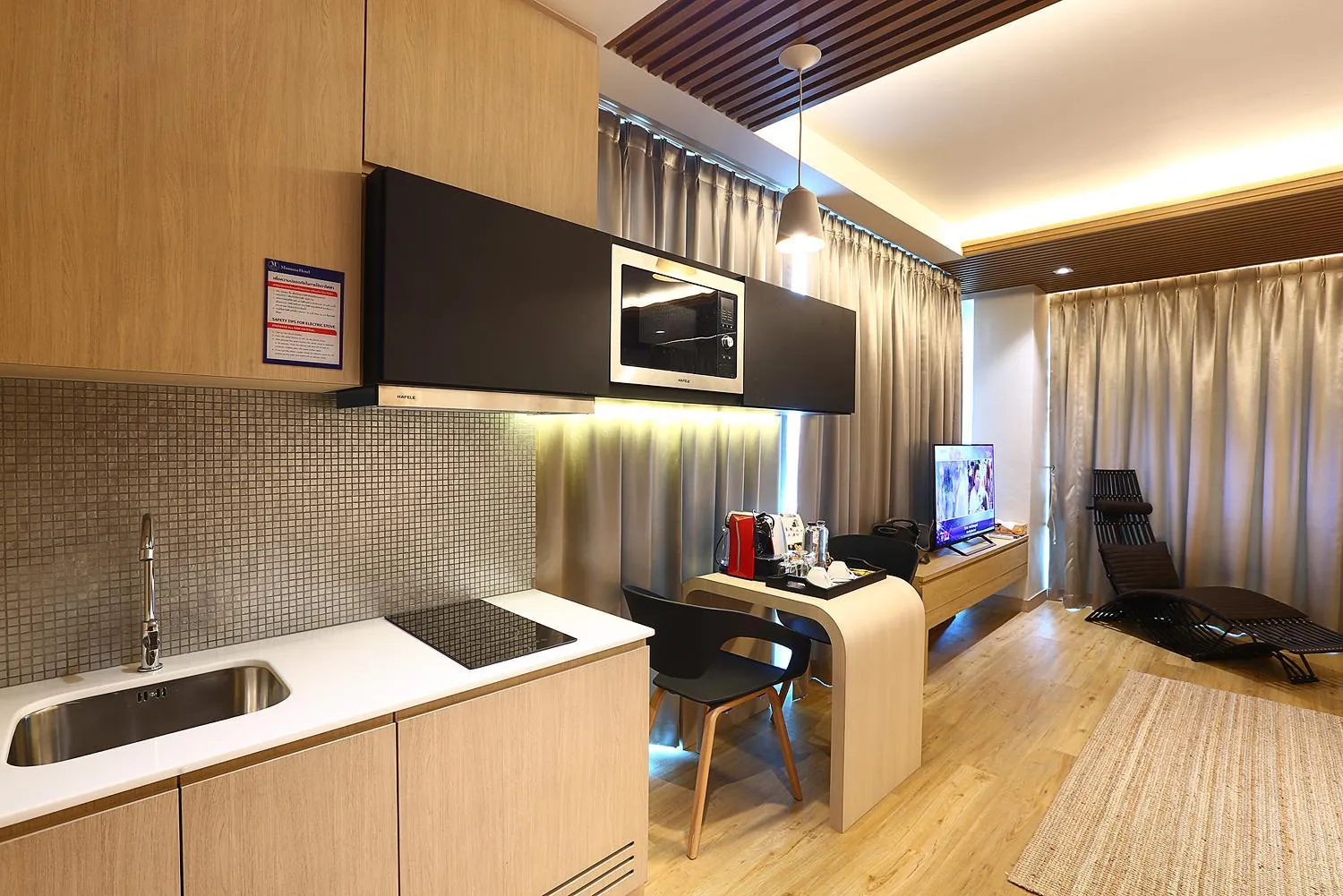 Kitchen or kitchenette in Montana Hotel Songkhla