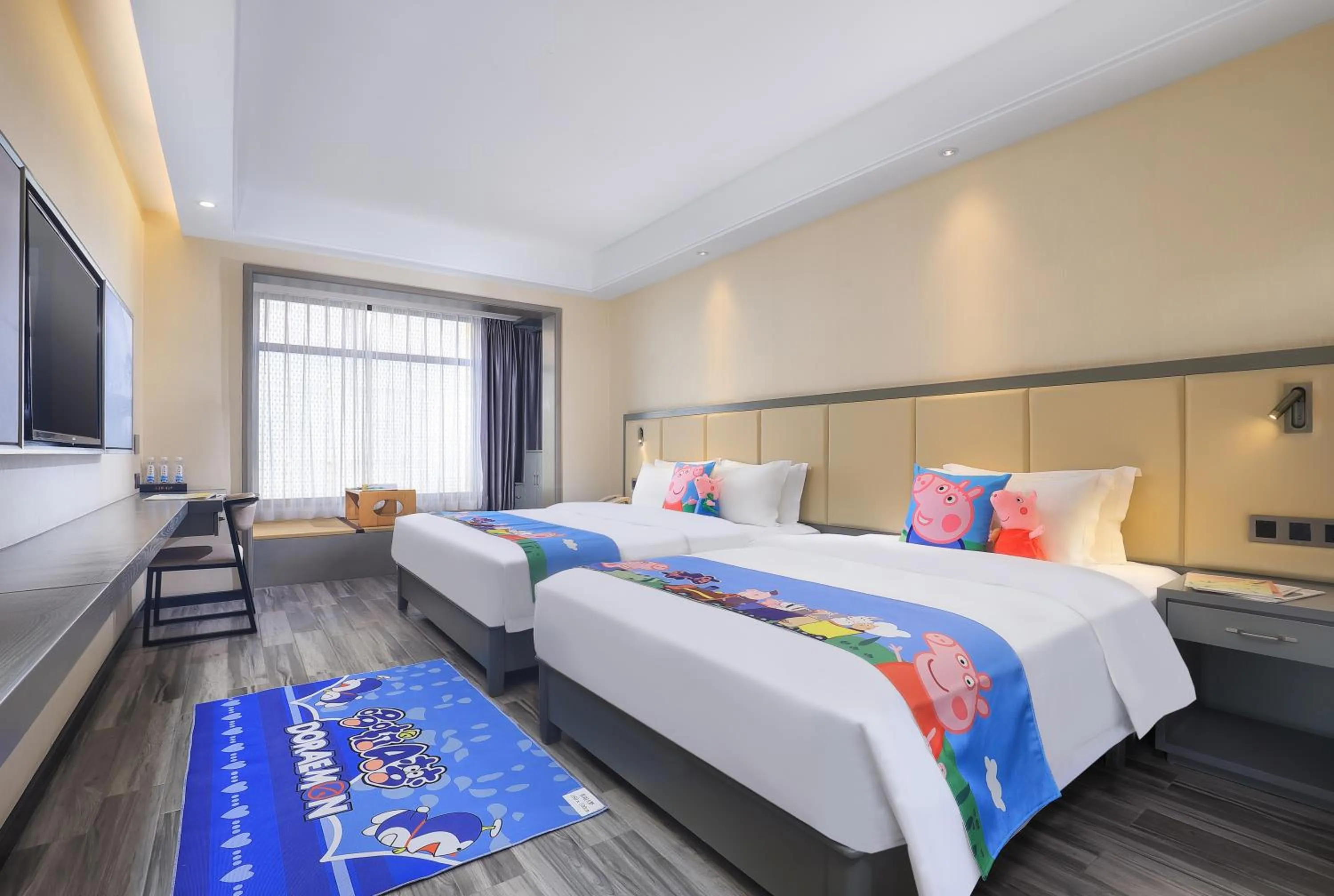 Photo of the whole room, Bed in Wing Hotel Guilin - Central Square