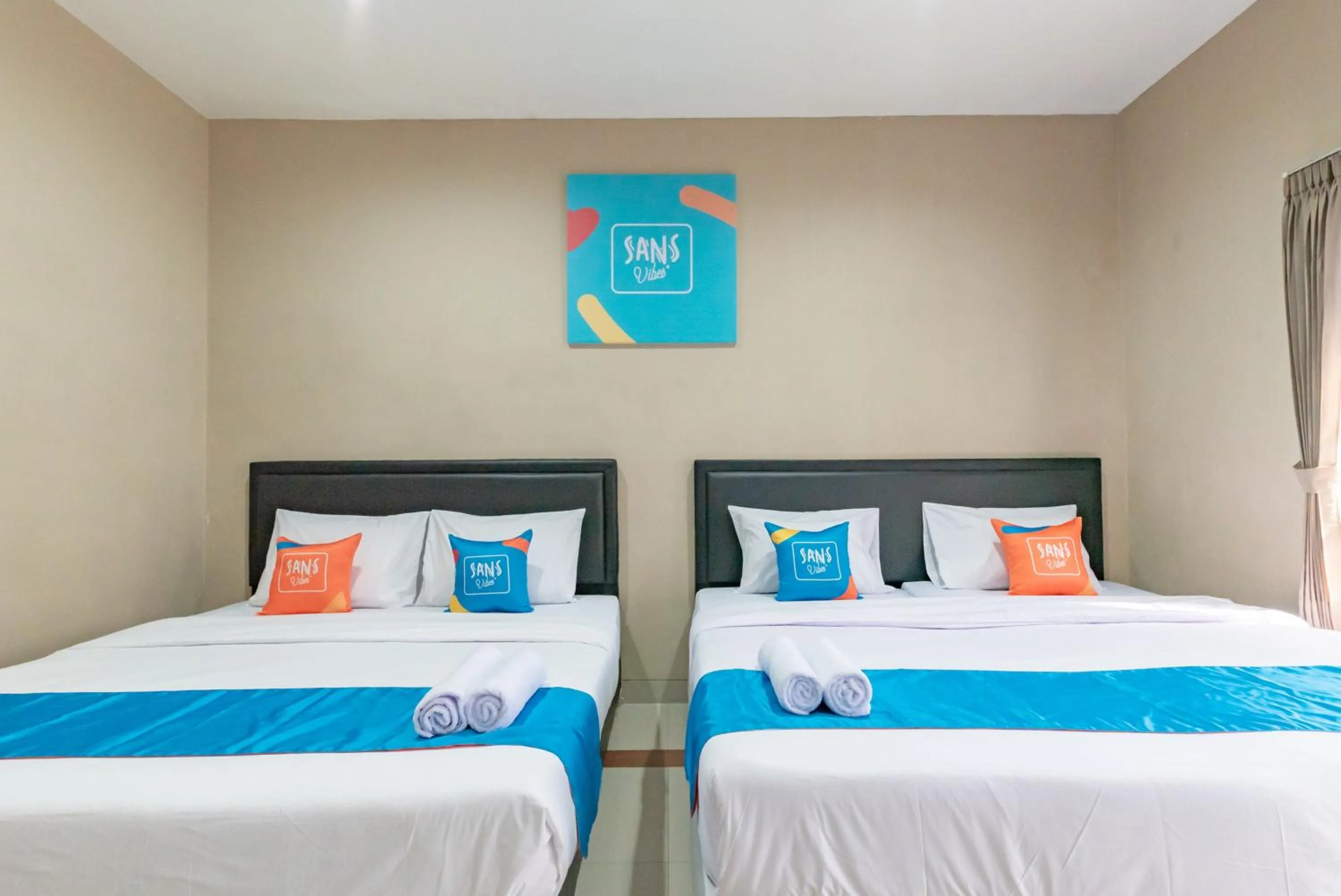 Bedroom, Bed in Sans Vibes Hotel Malabar