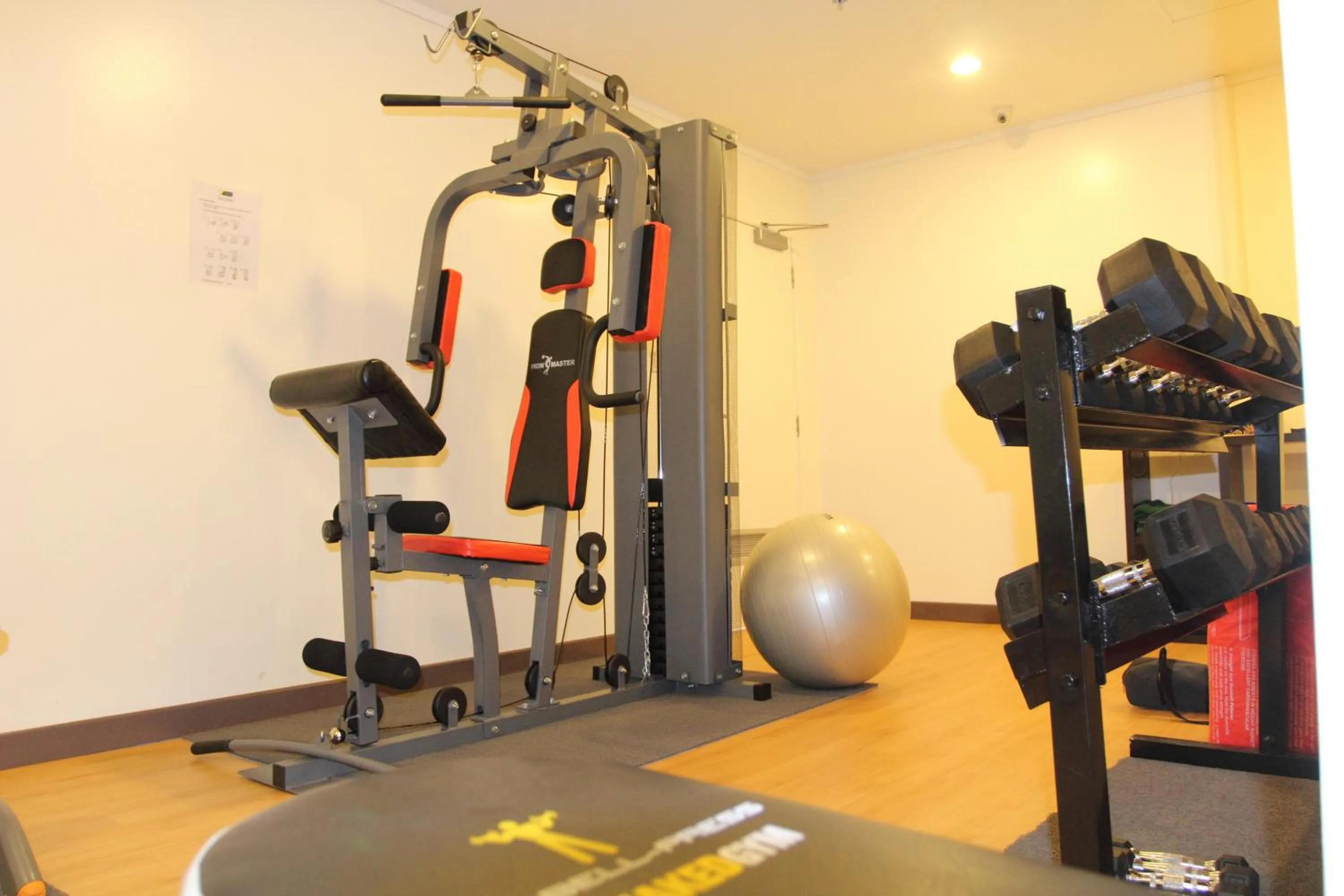 Fitness centre/facilities in Quest Suva