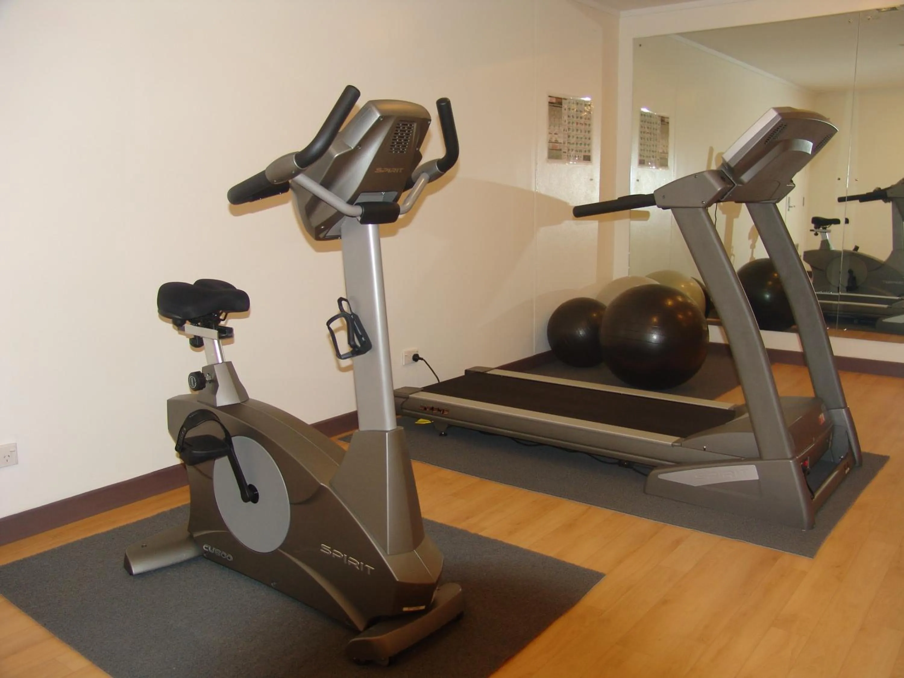 Fitness centre/facilities in Quest Suva