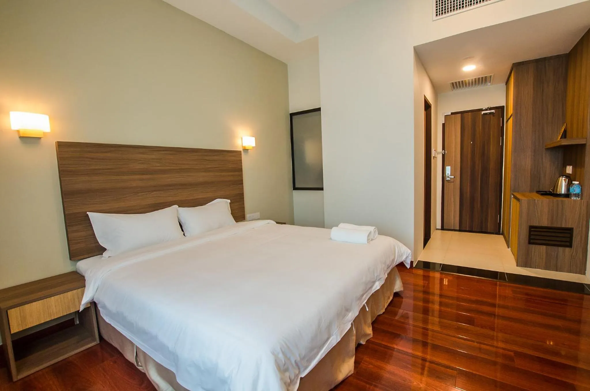 Bedroom, Bed in Grand Wonderful Hotel