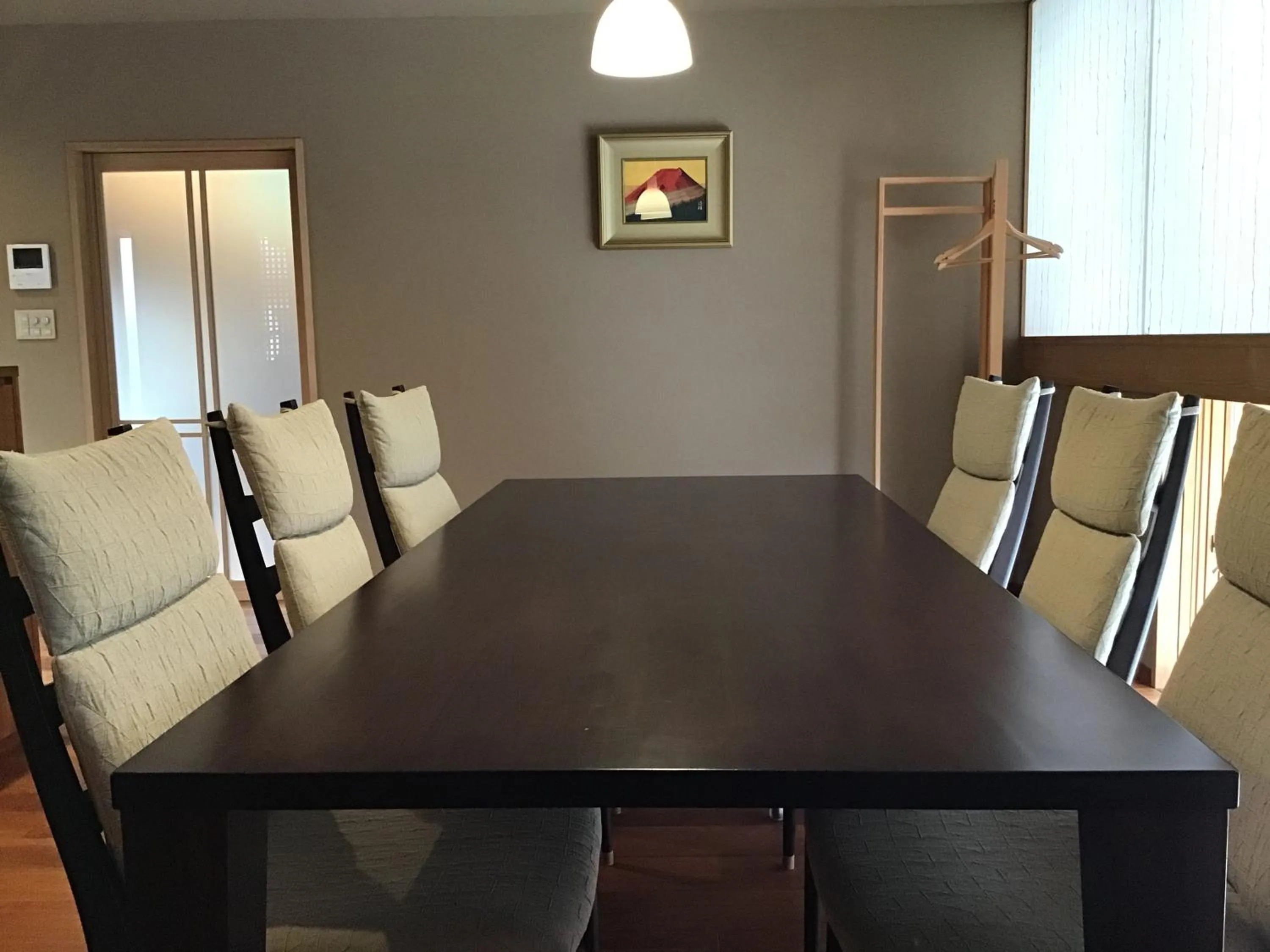 Dining area in Maru Izumiyacho