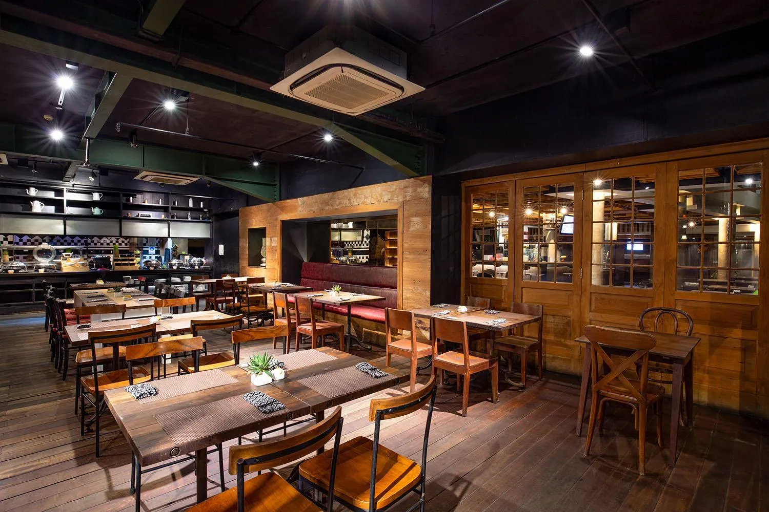 Restaurant/places to eat in THE 1O1 Bali Fontana Seminyak