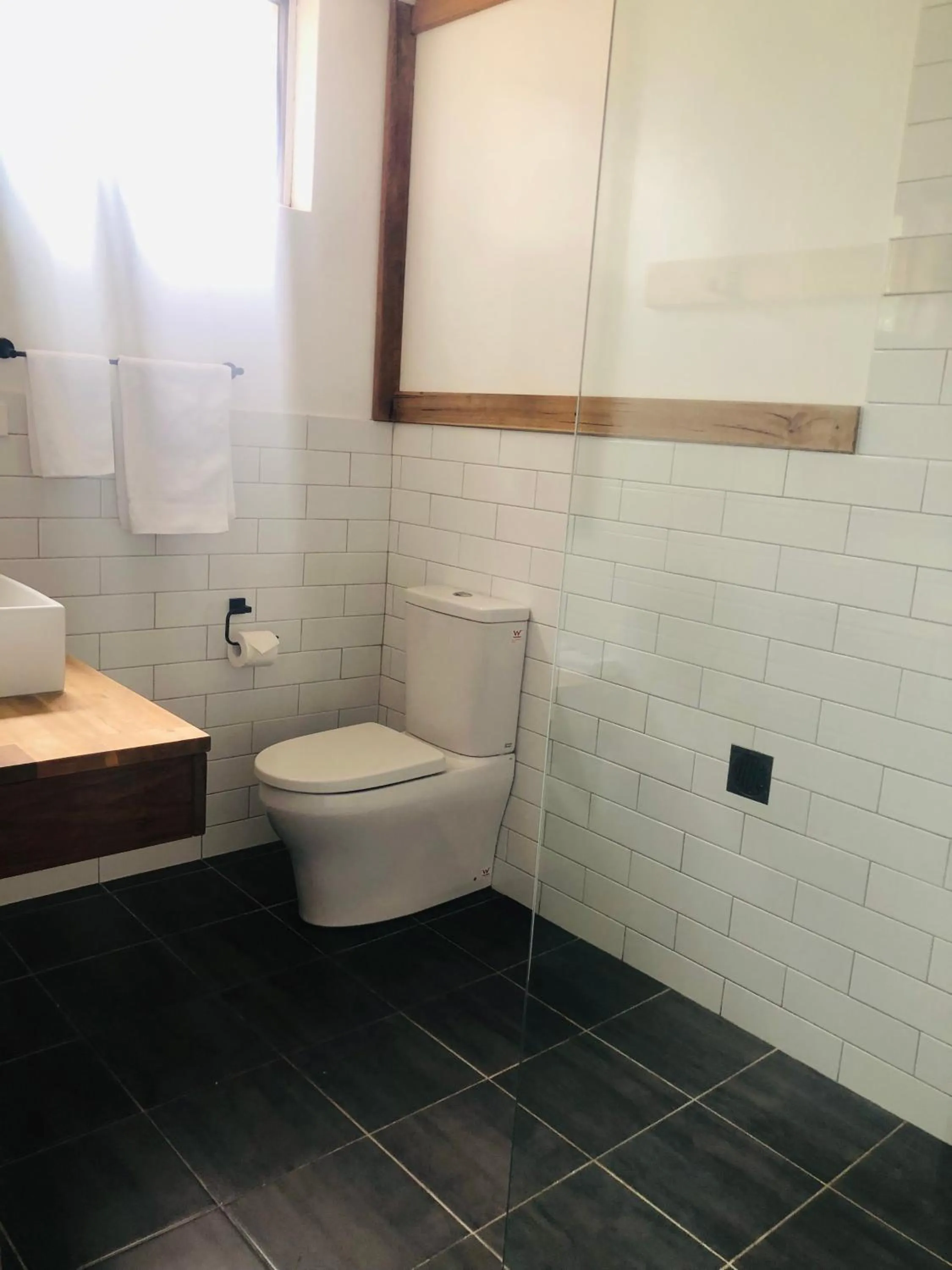 Bathroom in Pleasant Way River Lodge