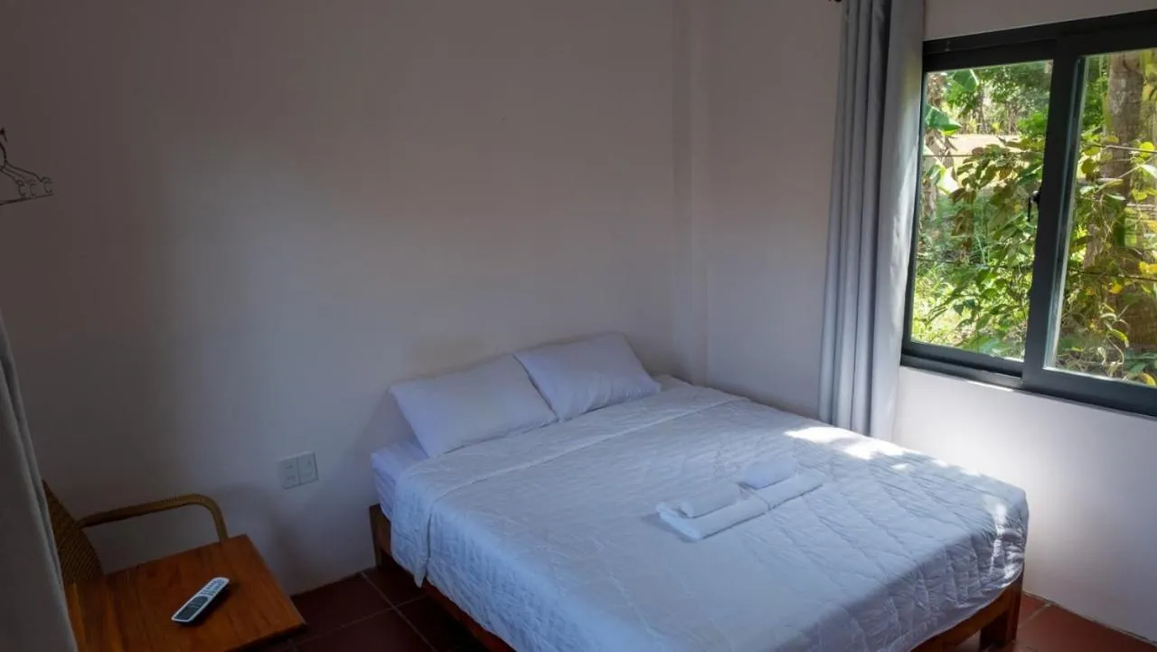 Bed in Phu Quoc Areca Garden Bungalow