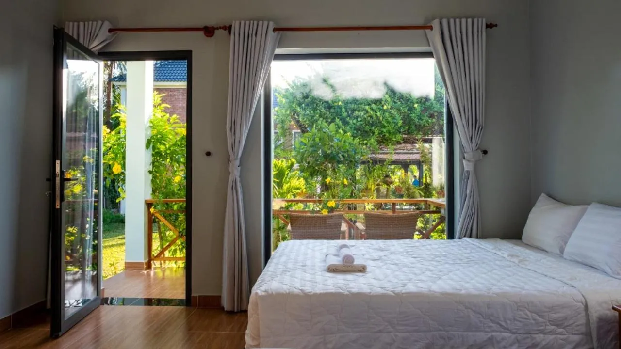 Bed in Phu Quoc Areca Garden Bungalow