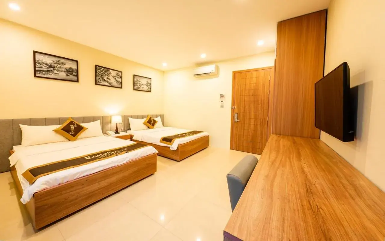 Deluxe Double or Twin Room with City View in Ecstasy Hotel Deluxe Double or Twin Room with City View in Ecstasy Hotel