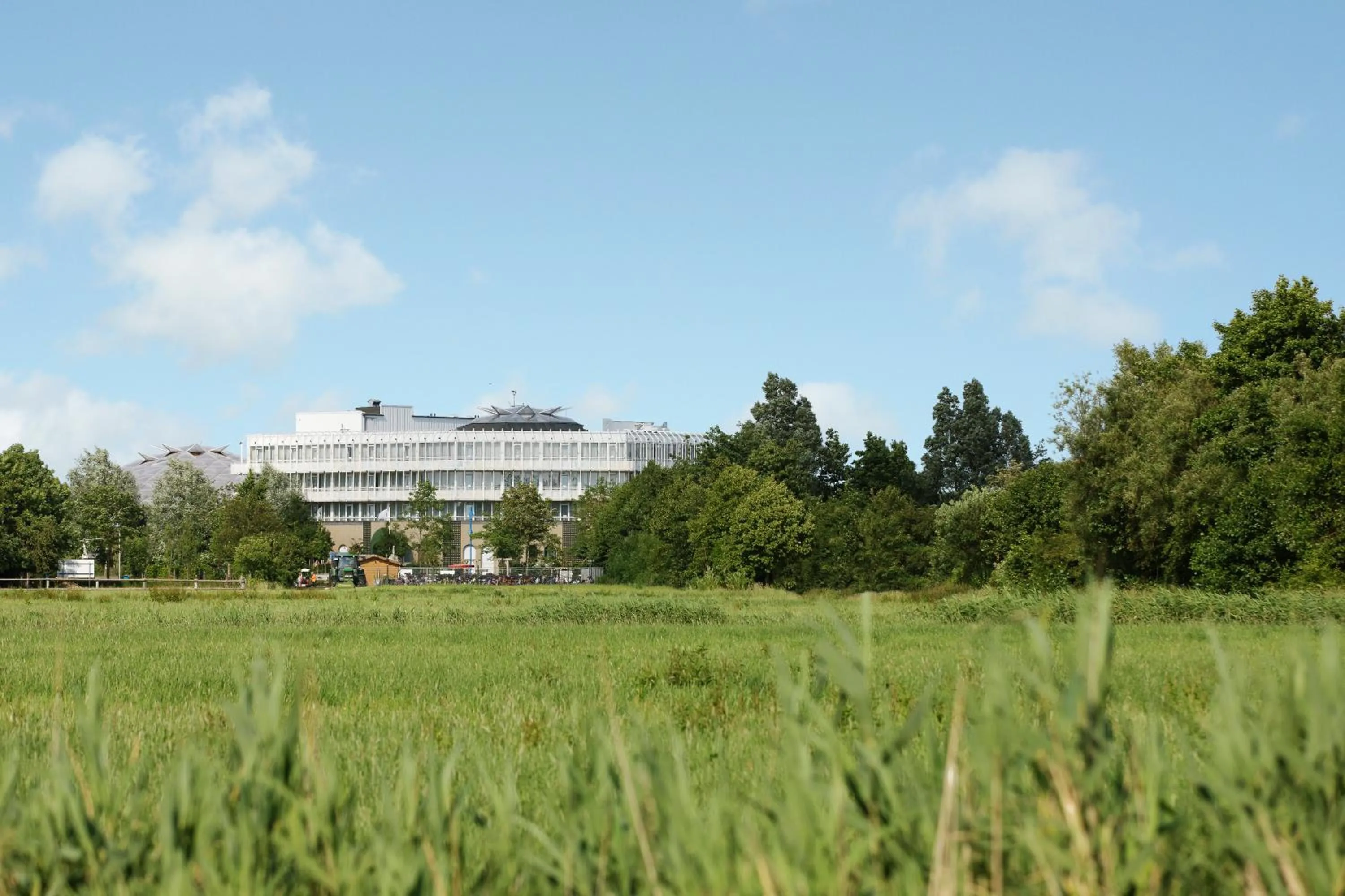 Facade/entrance in Hotel Nordseeküste by Center Parcs