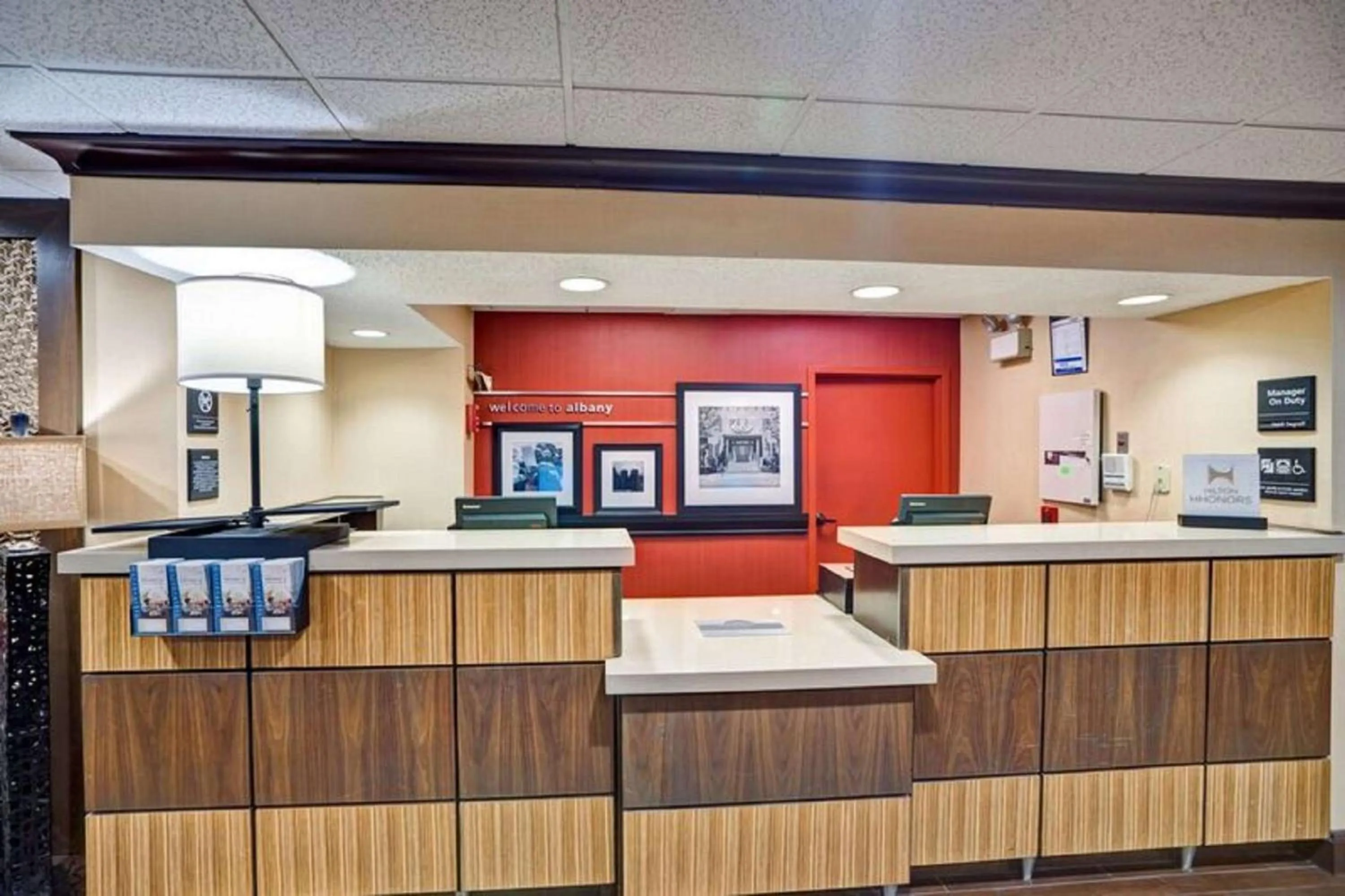 Lobby or reception in Hampton Inn Albany-Wolf Road