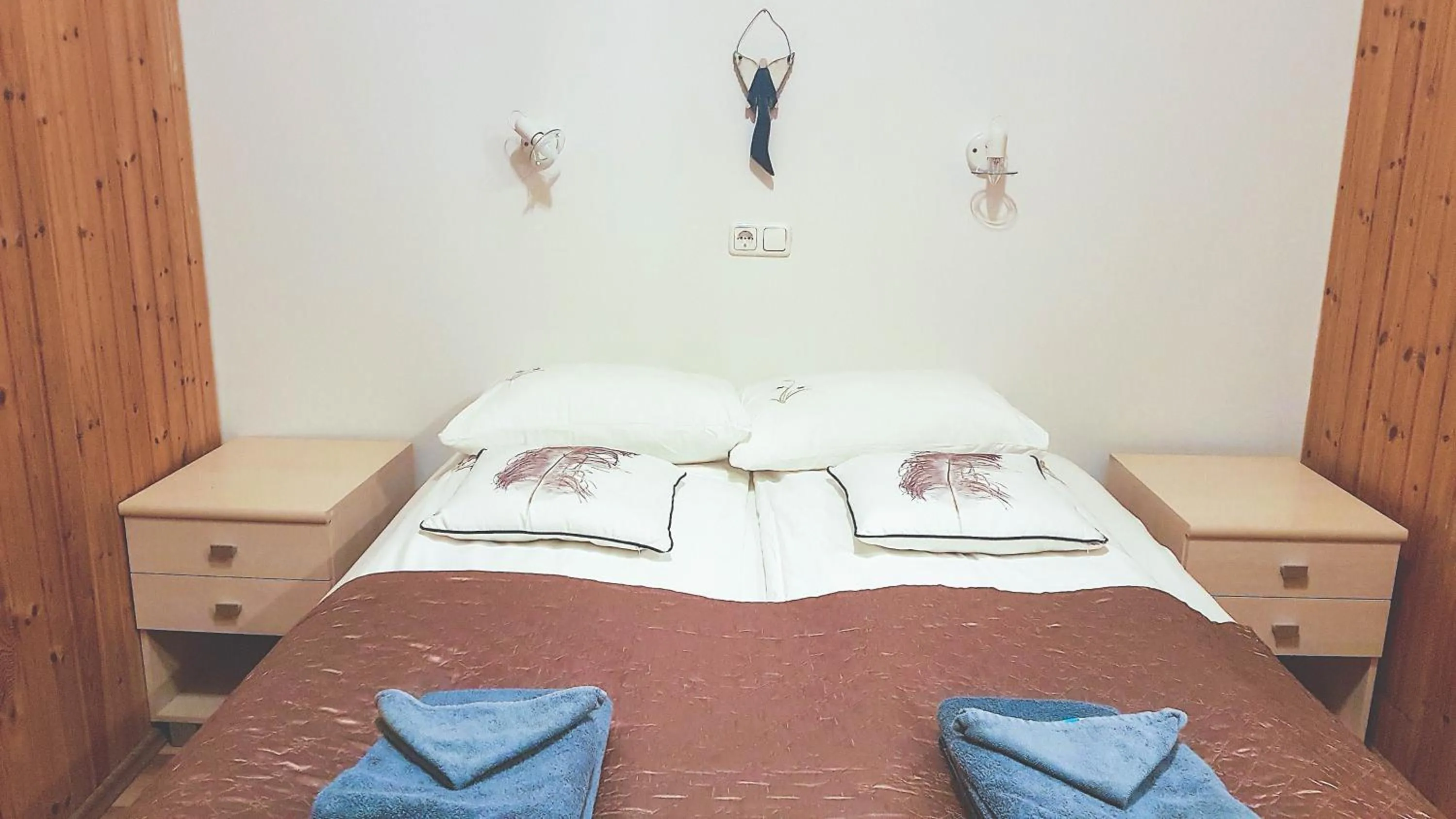 Bed in Guesthouse Skálafell