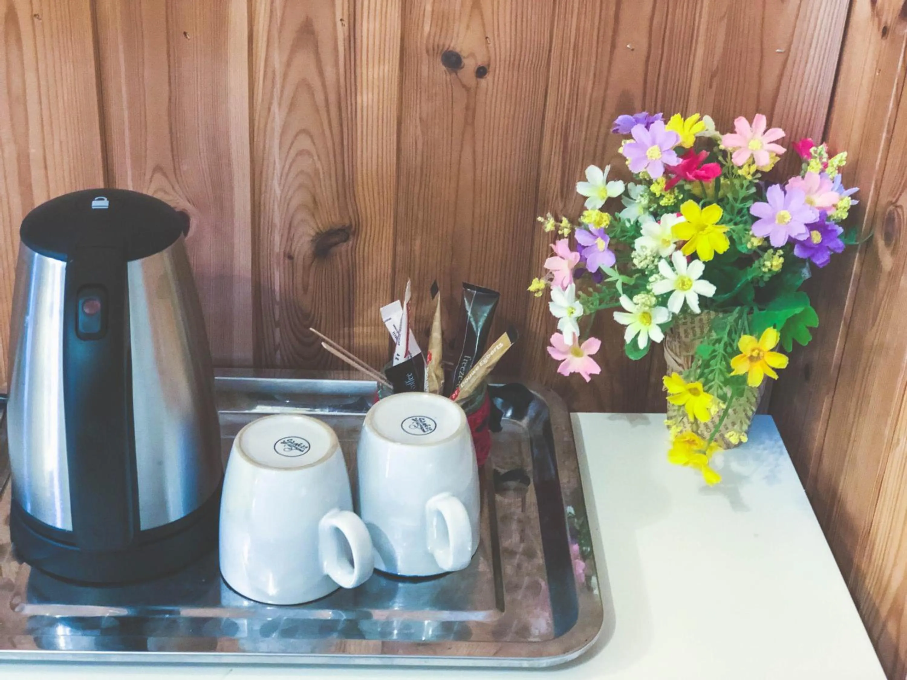 Coffee/tea facilities in Guesthouse Skálafell