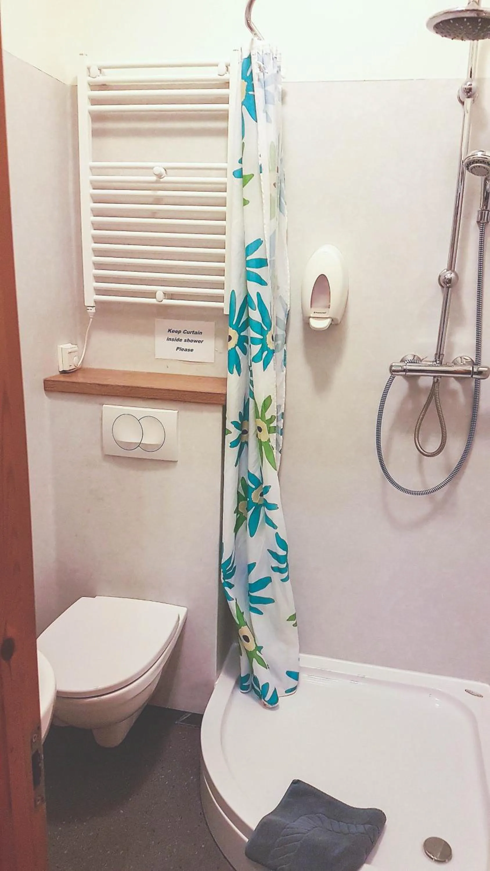 Bathroom in Guesthouse Skálafell