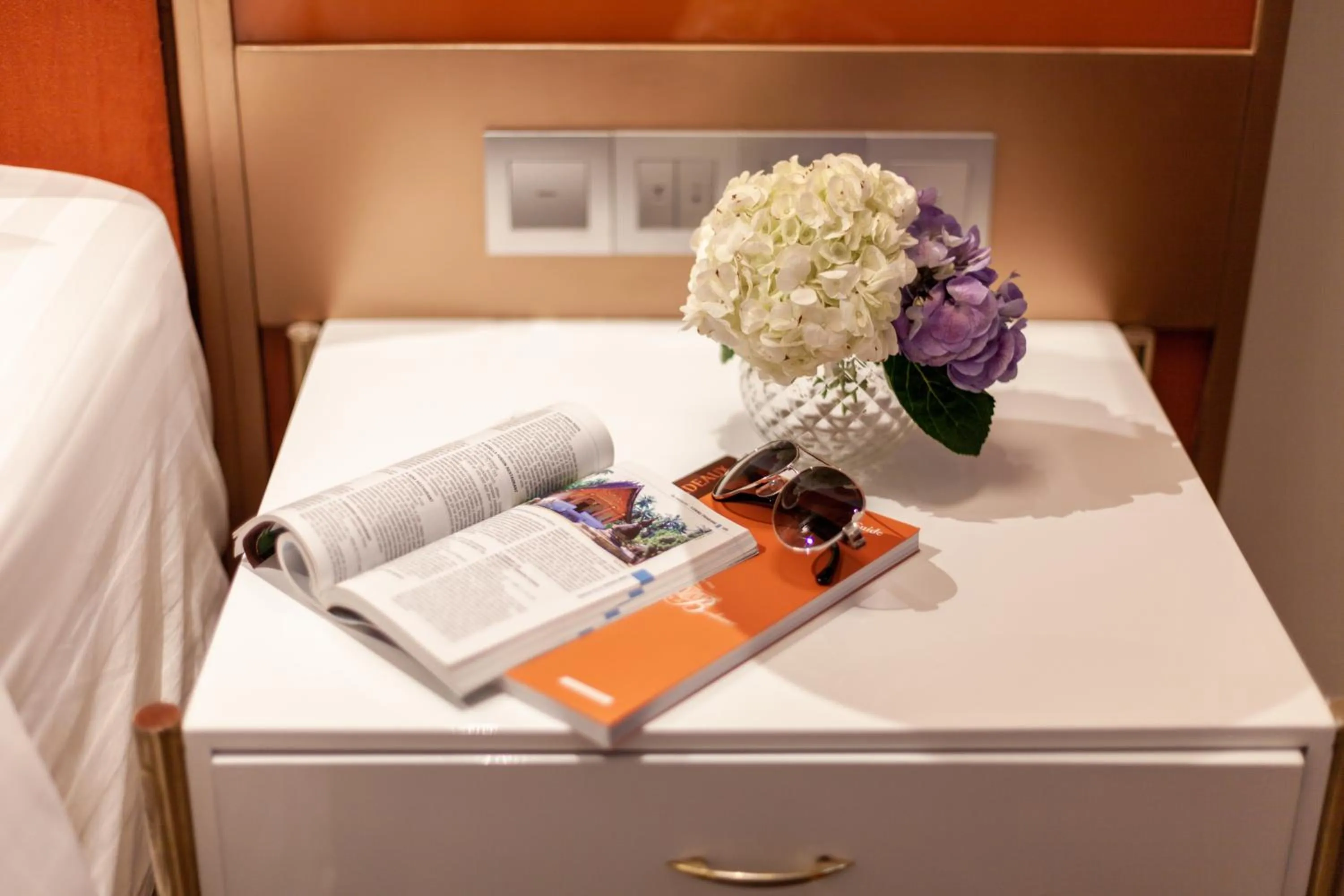 Bed in La Seine Hotel