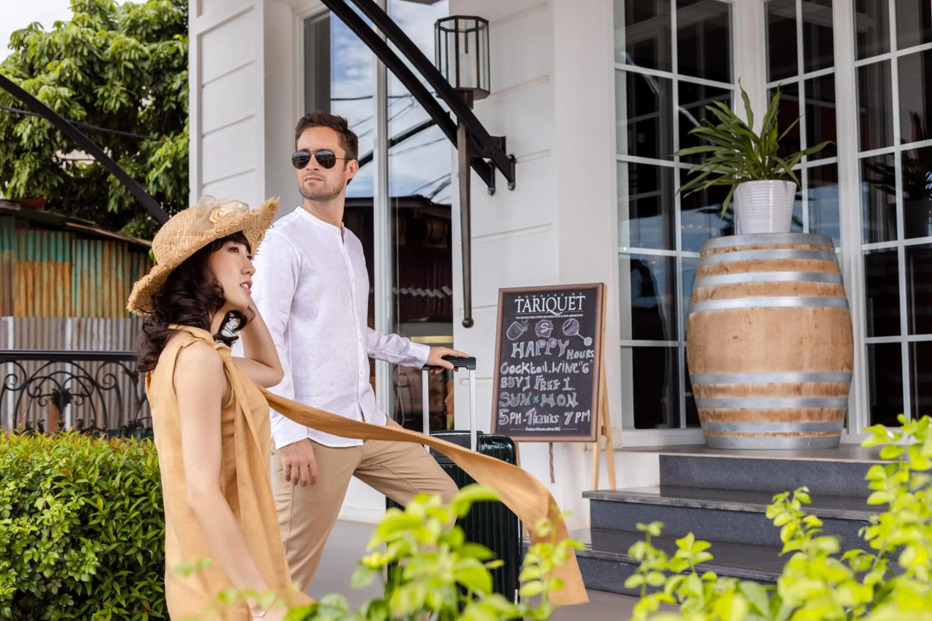 Property building in La Seine Hotel