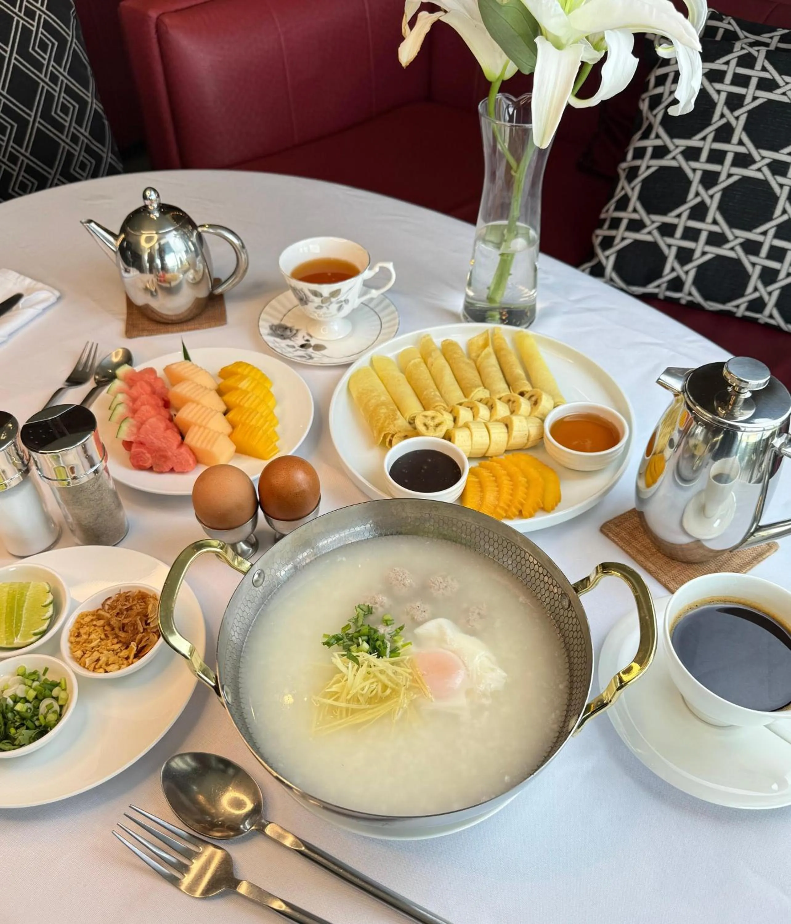 Breakfast in La Seine Hotel